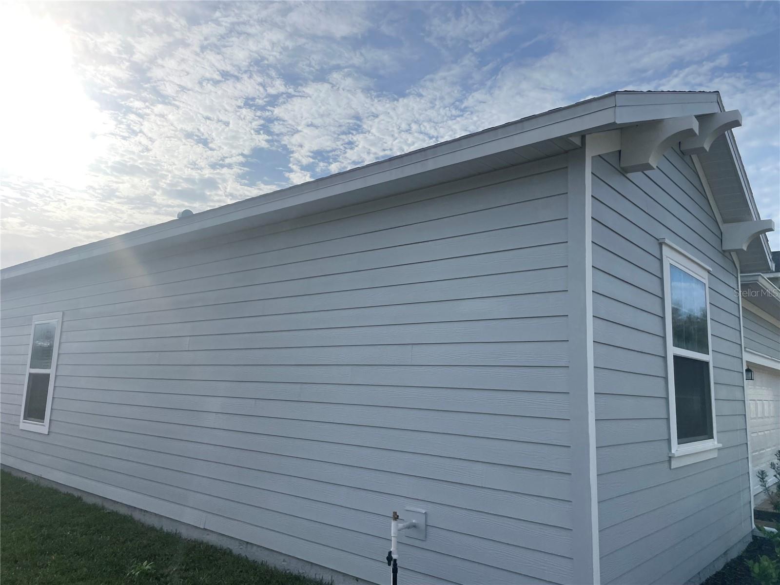 Image 24 of 34 For 1695 44 Court Road