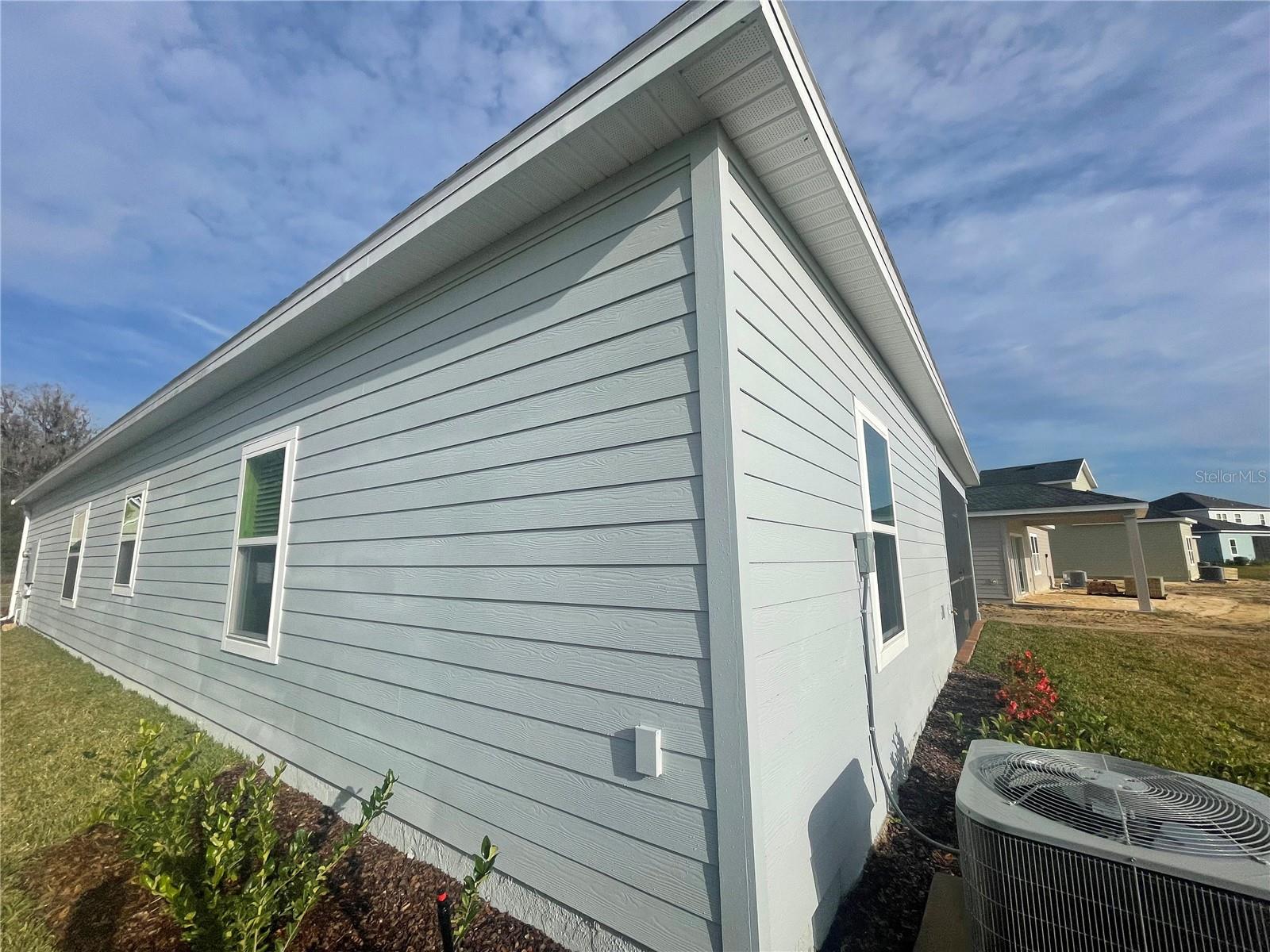 Image 28 of 34 For 1695 44 Court Road