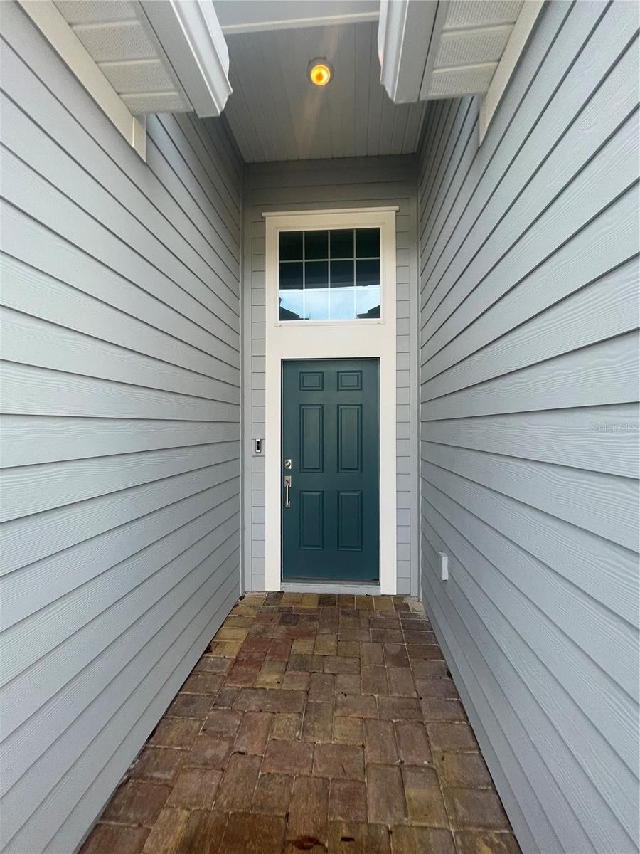 Image 3 of 34 For 1695 44 Court Road