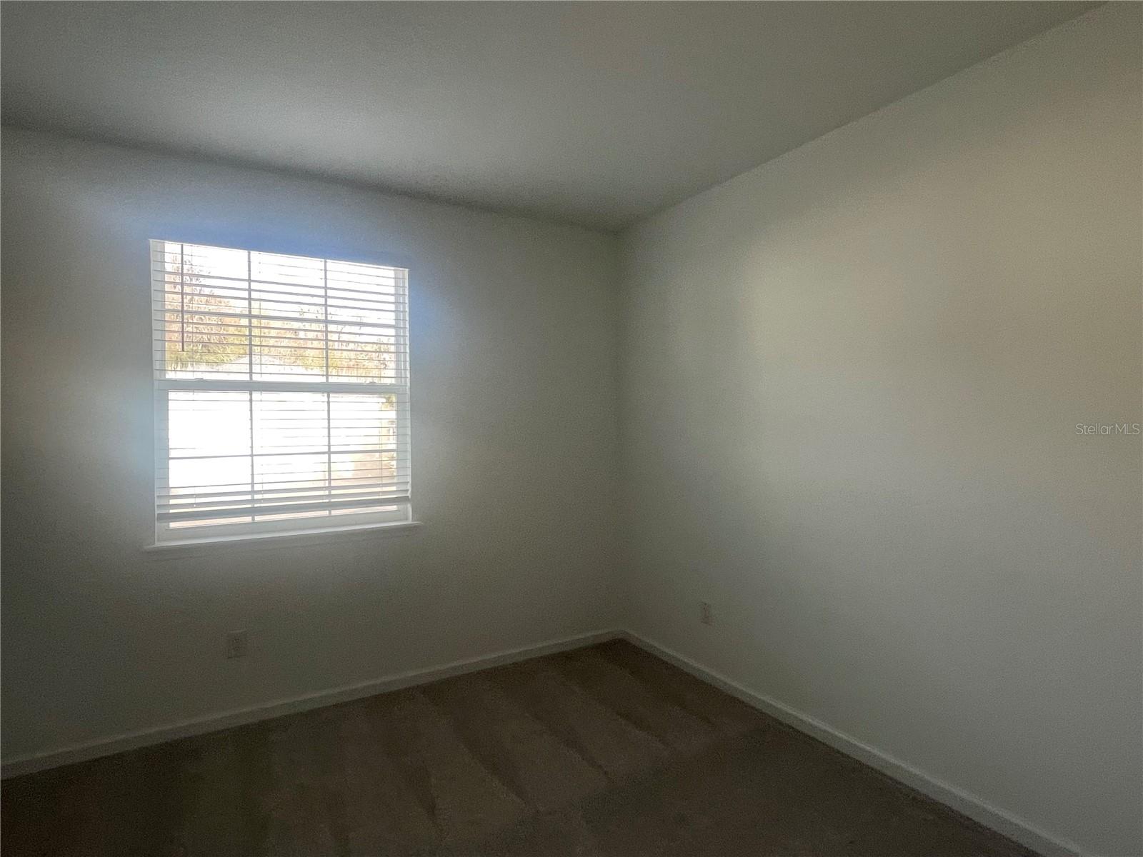 Image 33 of 34 For 1695 44 Court Road