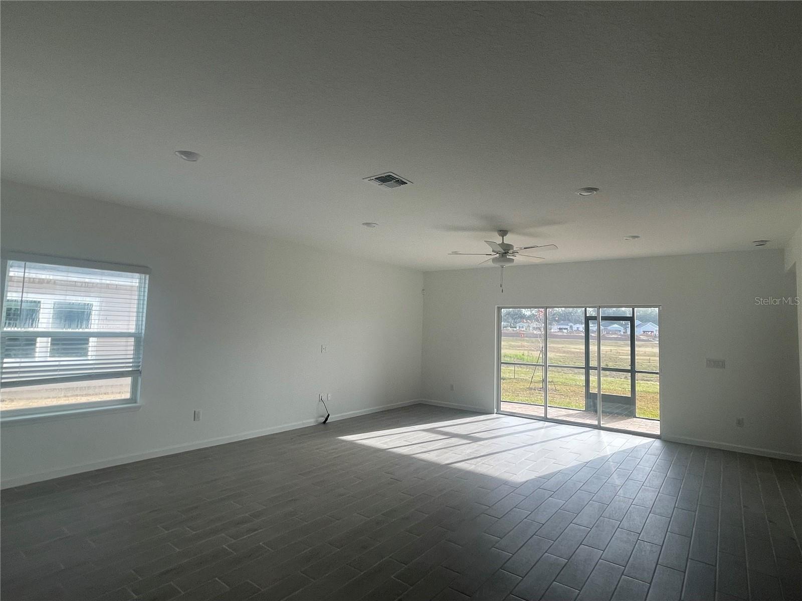 Image 9 of 34 For 1695 44 Court Road