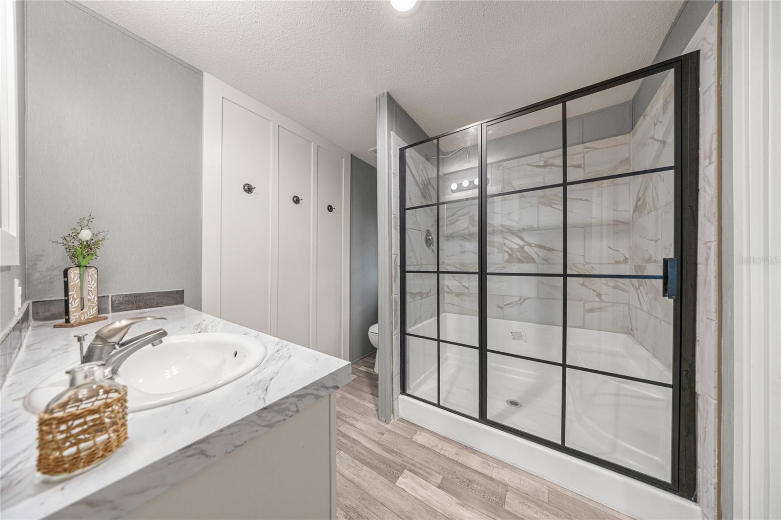 Image 14 of 28 For 5682 53rd Street