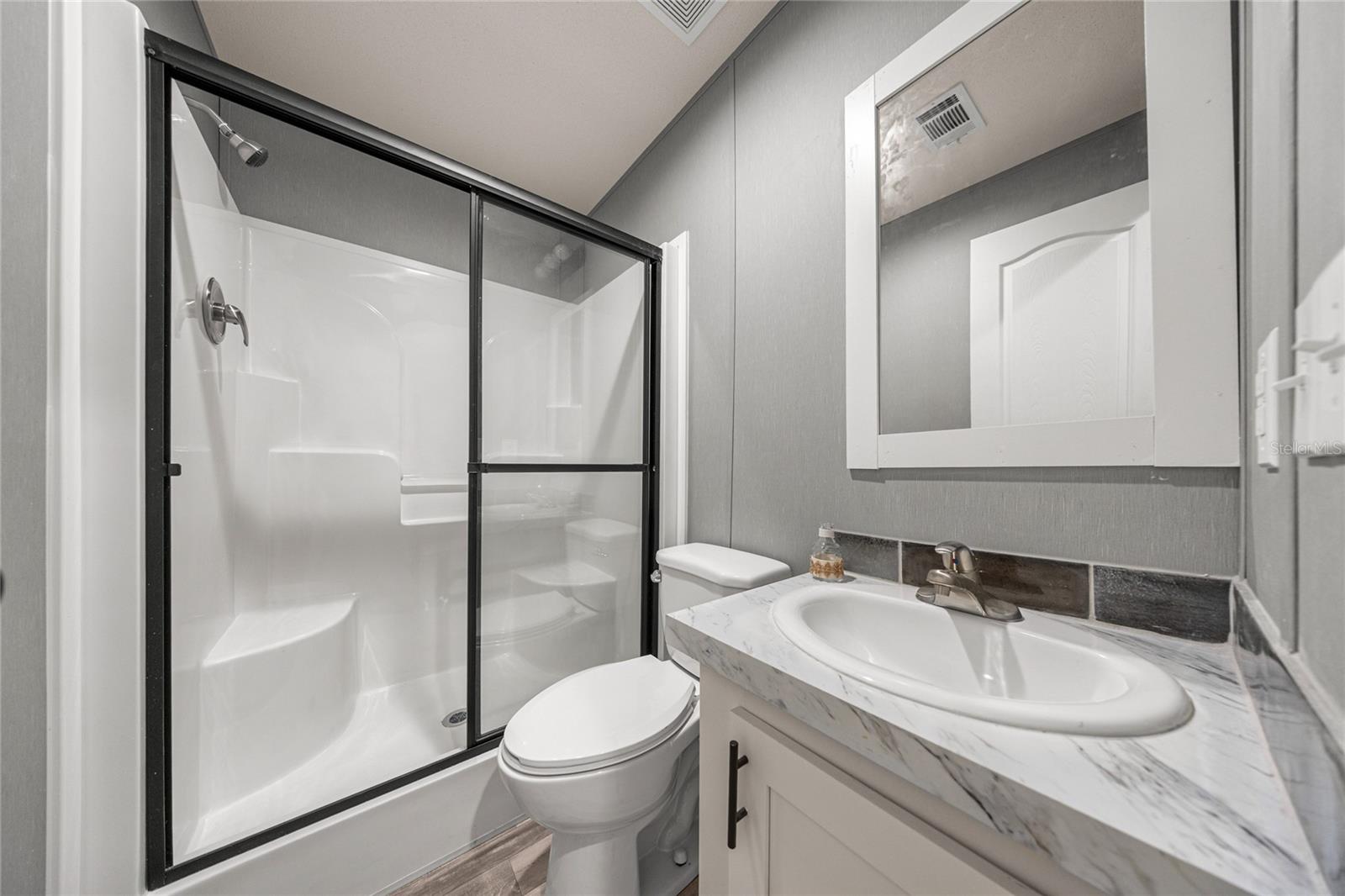 Image 21 of 28 For 5682 53rd Street