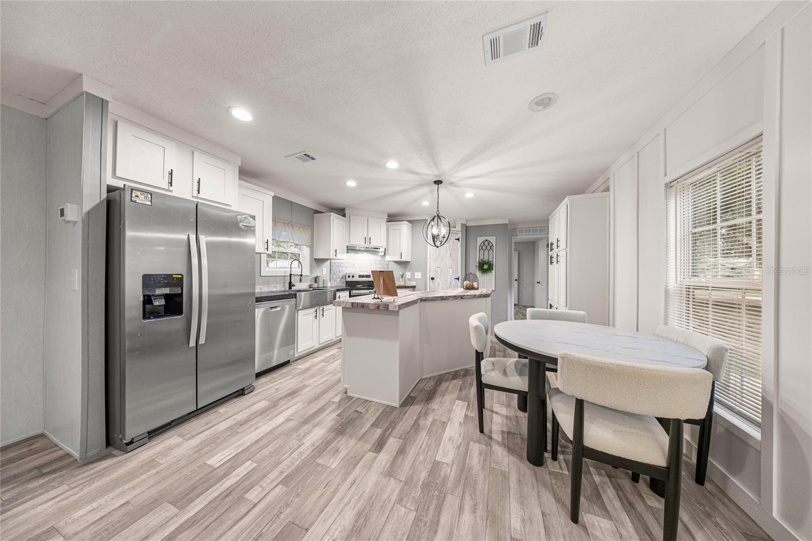 Image 7 of 28 For 5682 53rd Street