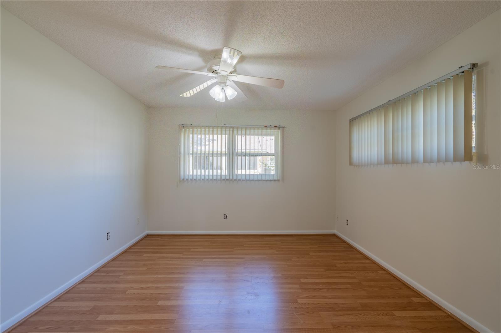 Image 13 of 28 For 9652 84th Terrace E