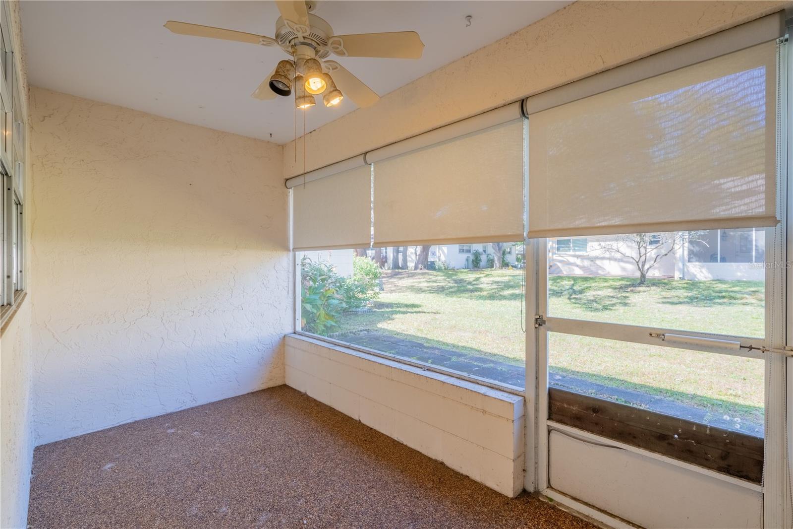 Image 23 of 28 For 9652 84th Terrace E