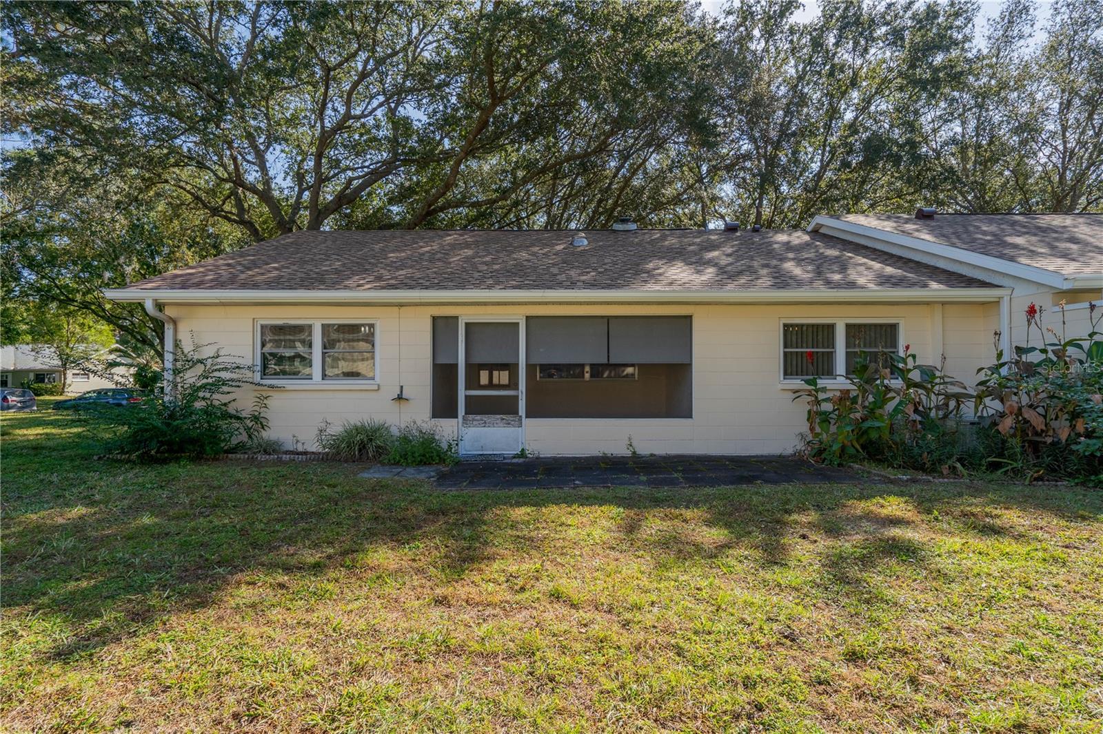 Image 26 of 28 For 9652 84th Terrace E