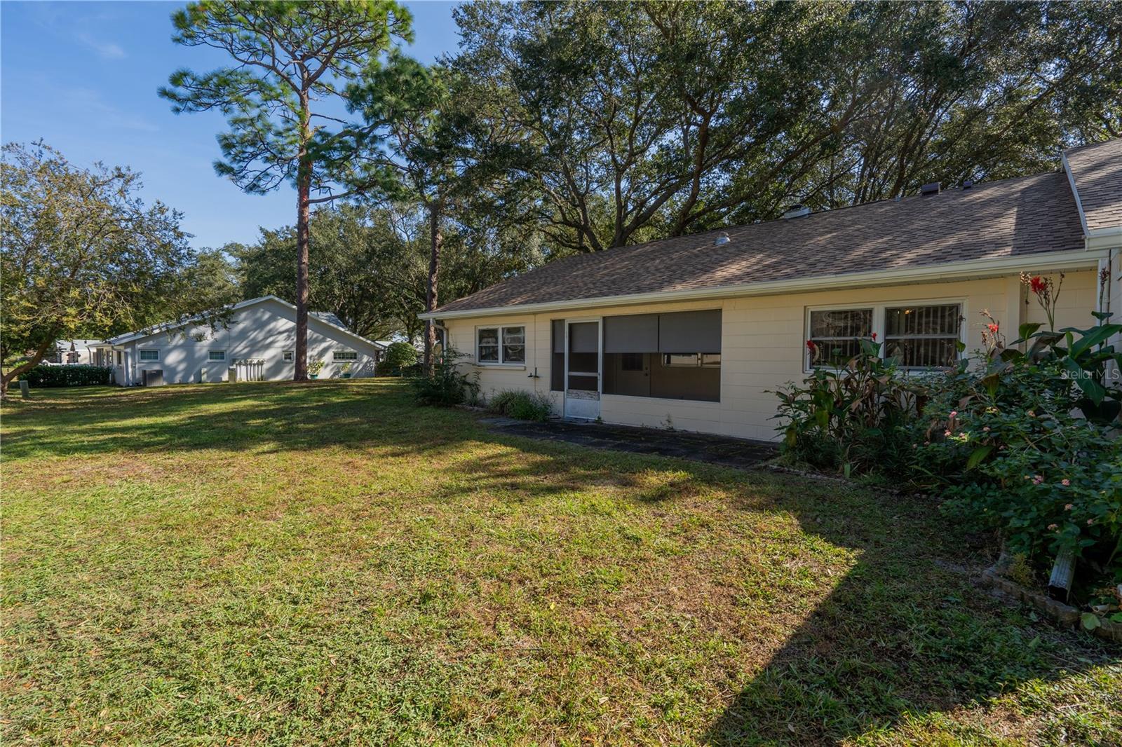 Image 27 of 28 For 9652 84th Terrace E