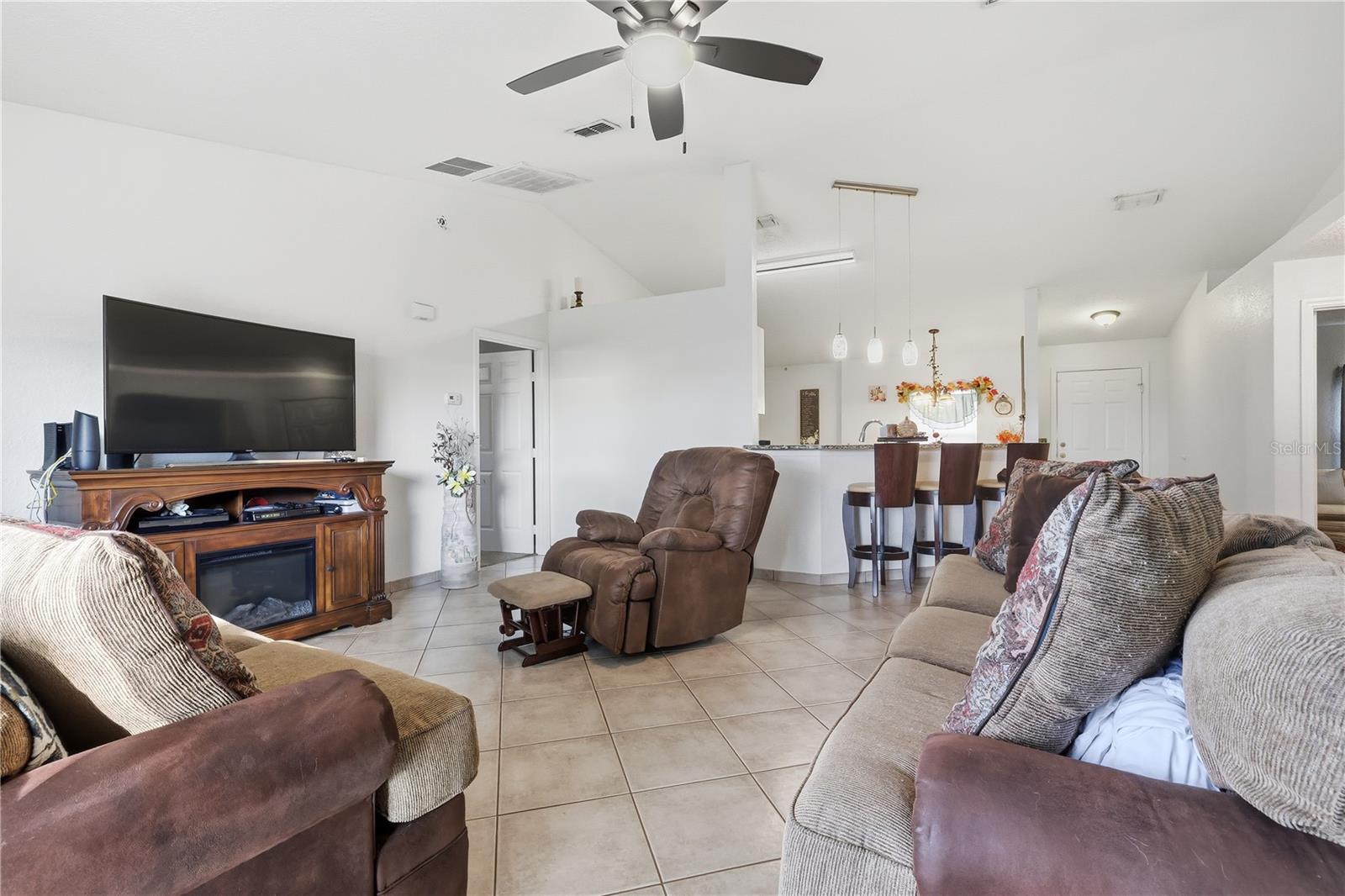 Image 10 of 25 For 13596 53rd Avenue