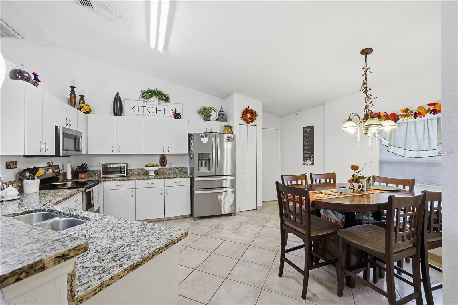Image 4 of 25 For 13596 53rd Avenue