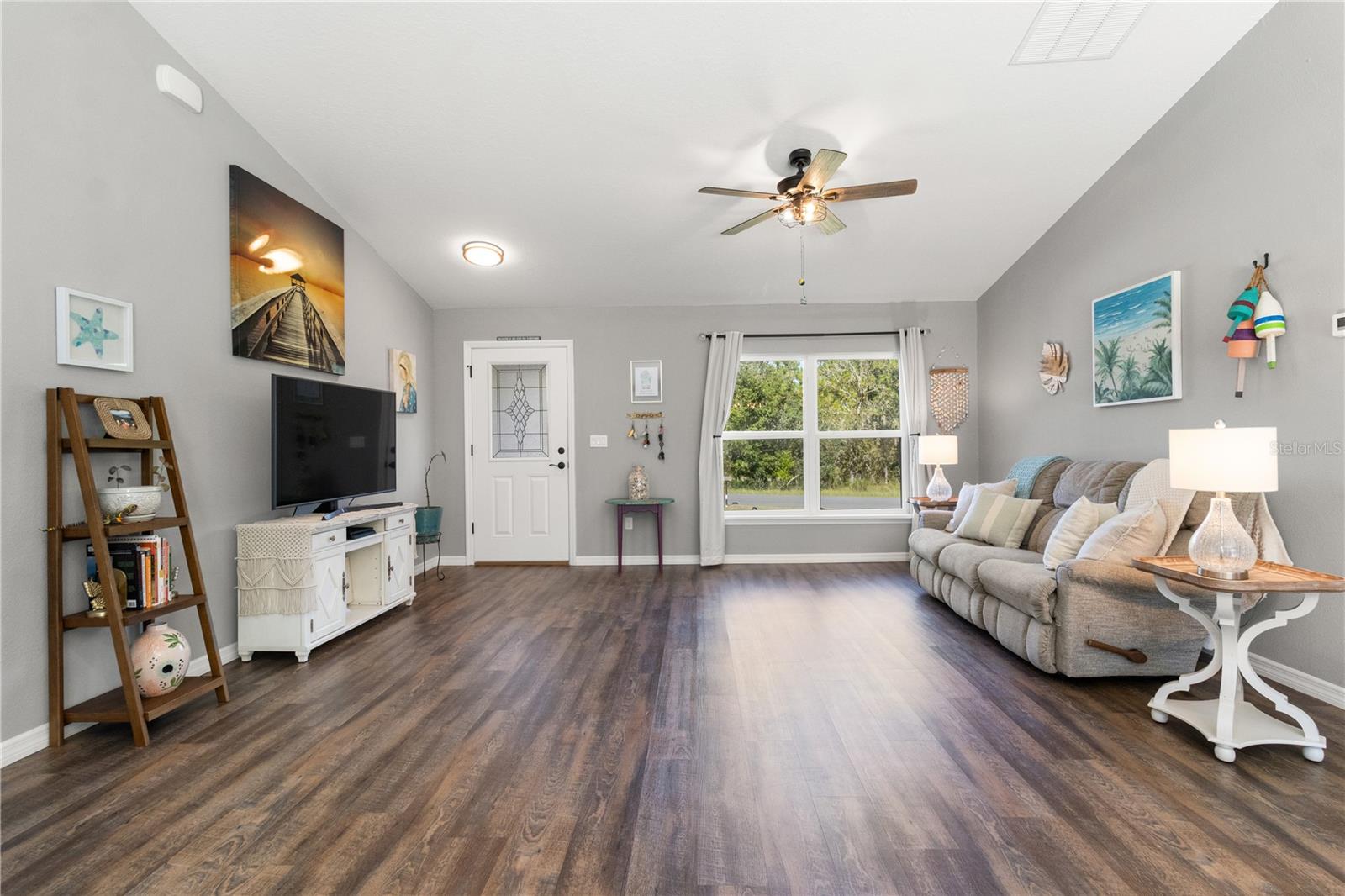 Image 5 of 23 For 2545 Soundview Drive