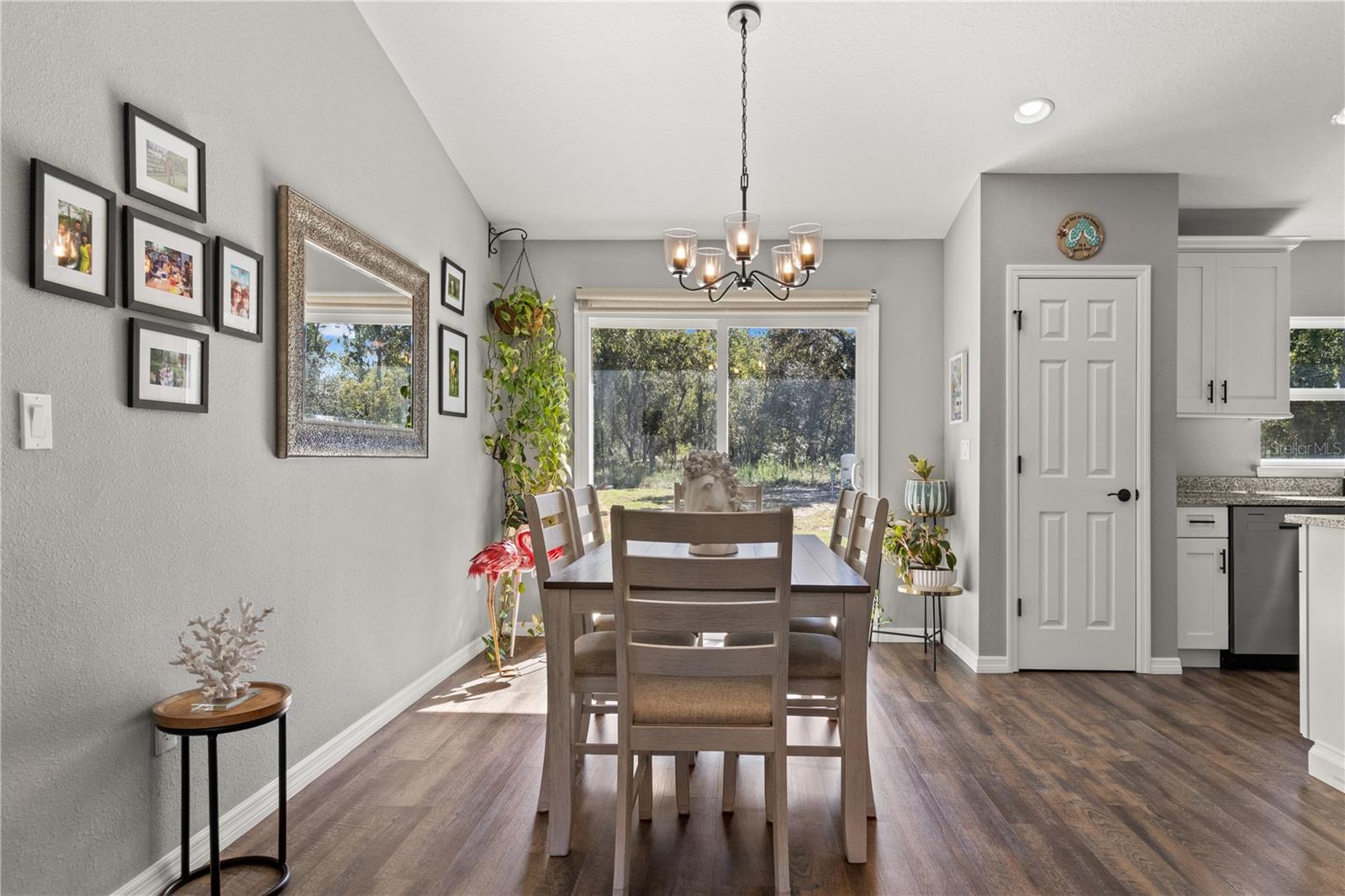 Image 7 of 23 For 2545 Soundview Drive