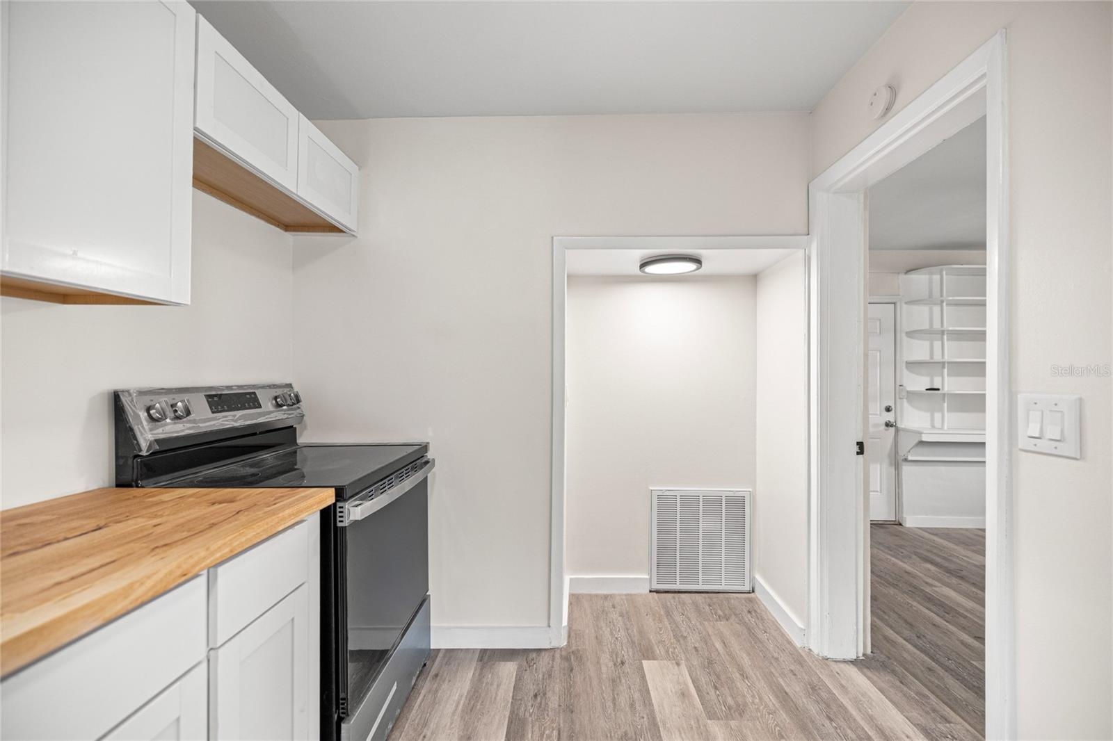 Image 12 of 29 For 3 Wadsworth Avenue