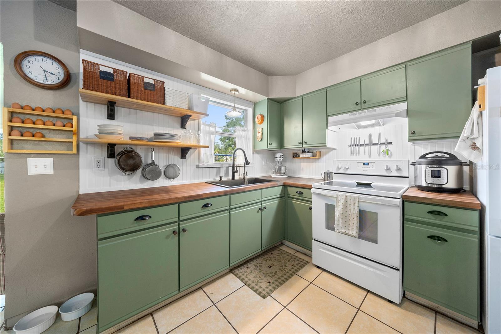 Image 12 of 32 For 4023 7th Street