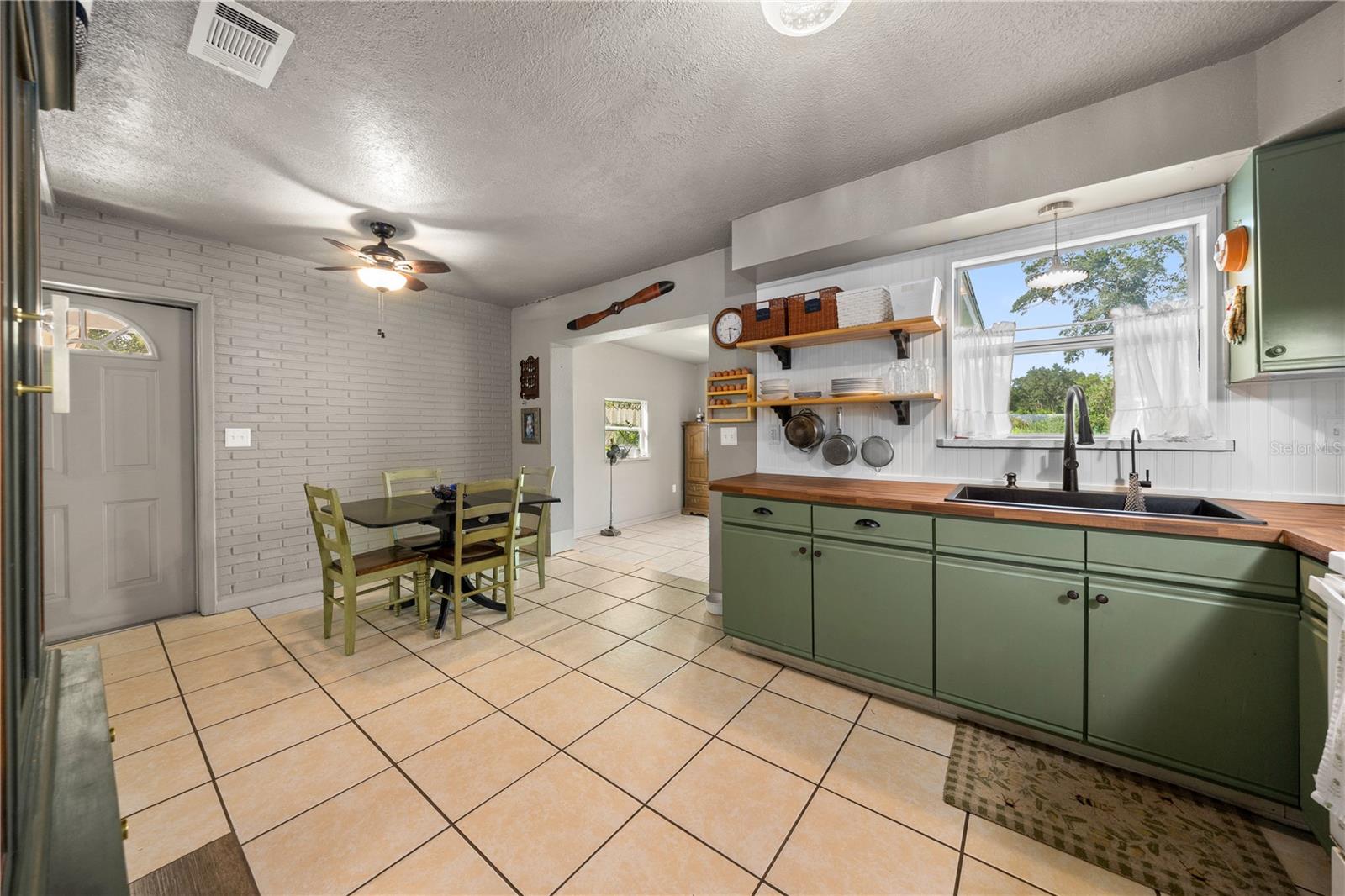 Image 13 of 32 For 4023 7th Street