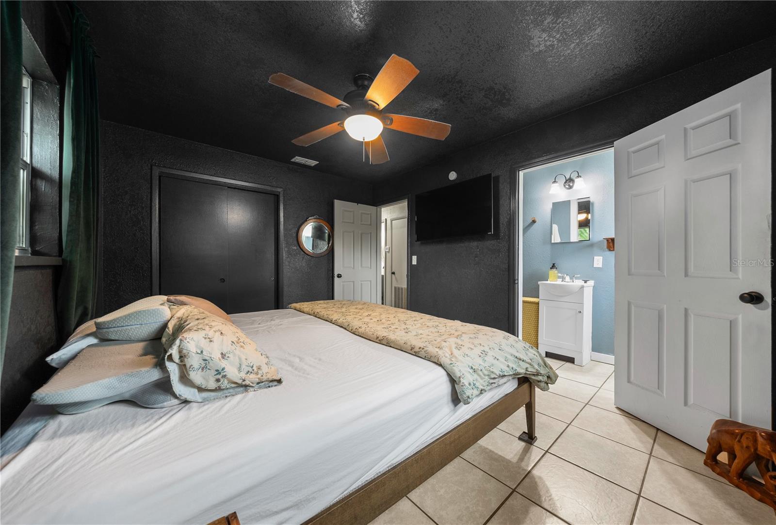 Image 17 of 32 For 4023 7th Street