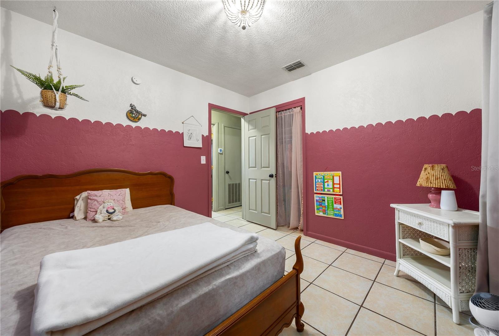 Image 21 of 32 For 4023 7th Street