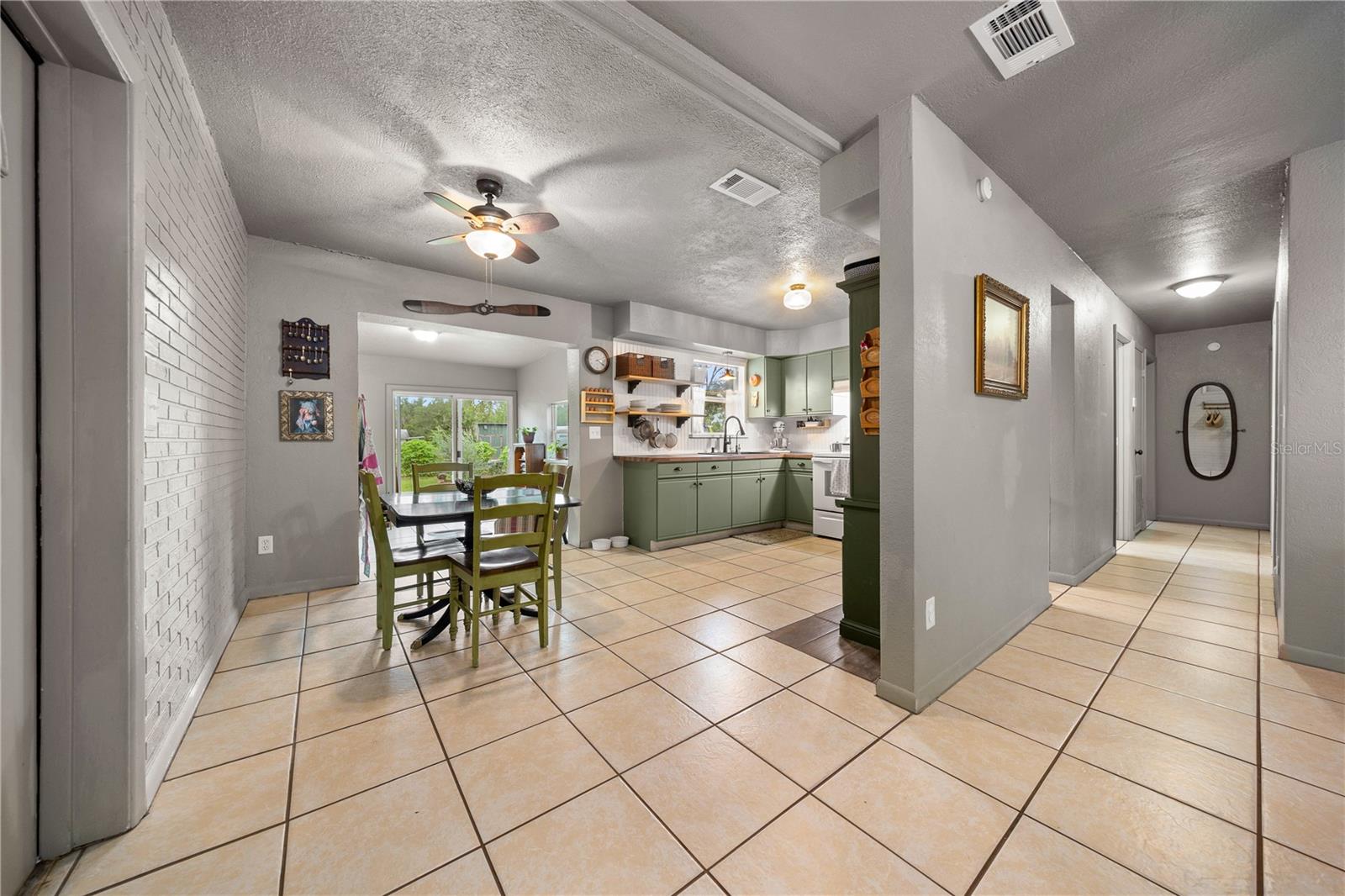 Image 9 of 32 For 4023 7th Street