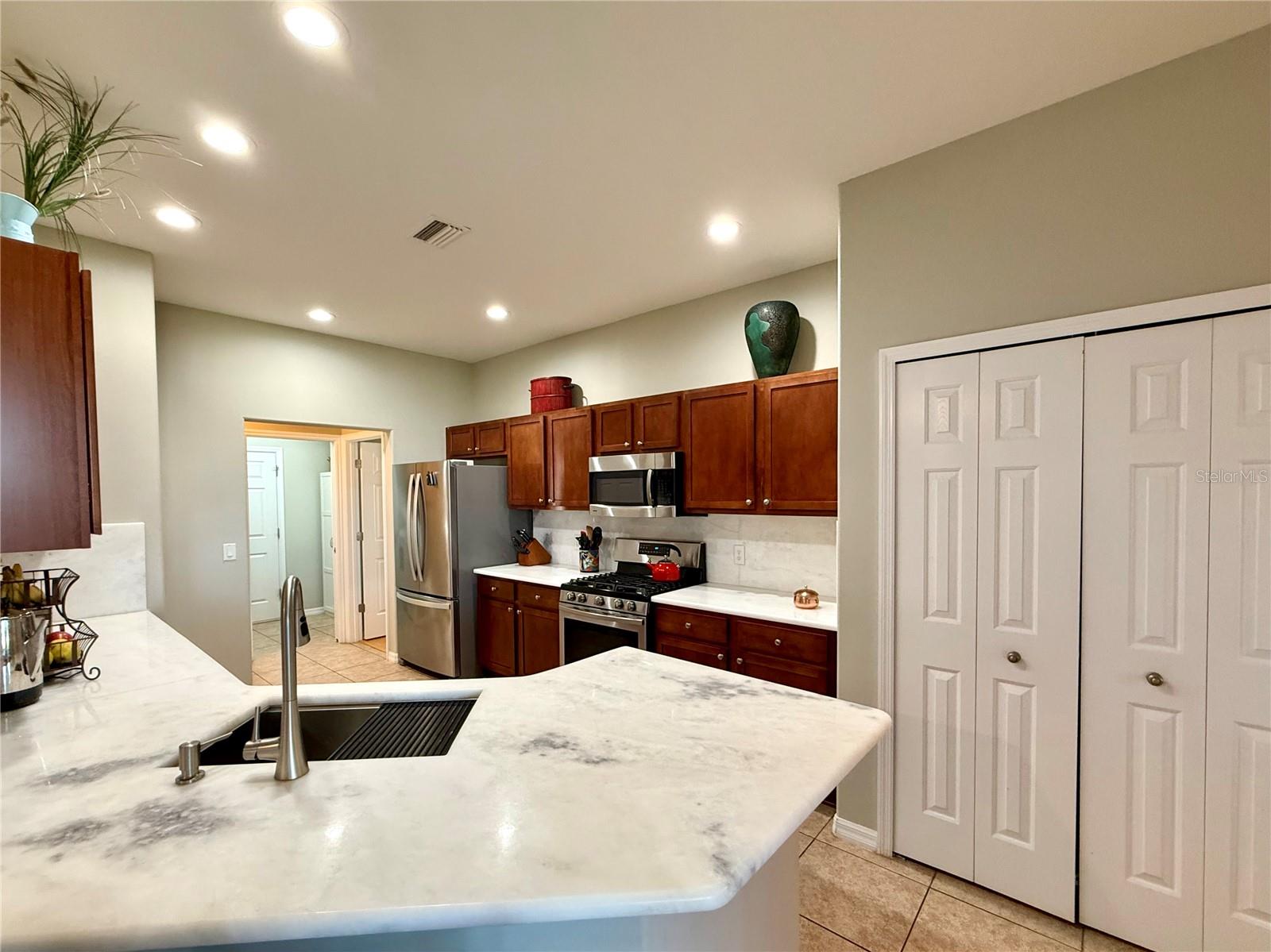 Image 34 of 87 For 16318 12th Terrace