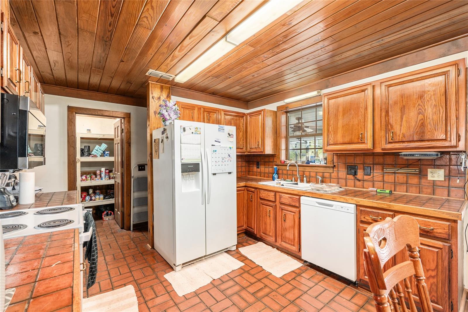 Image 23 of 100 For 6251 153rd Lane