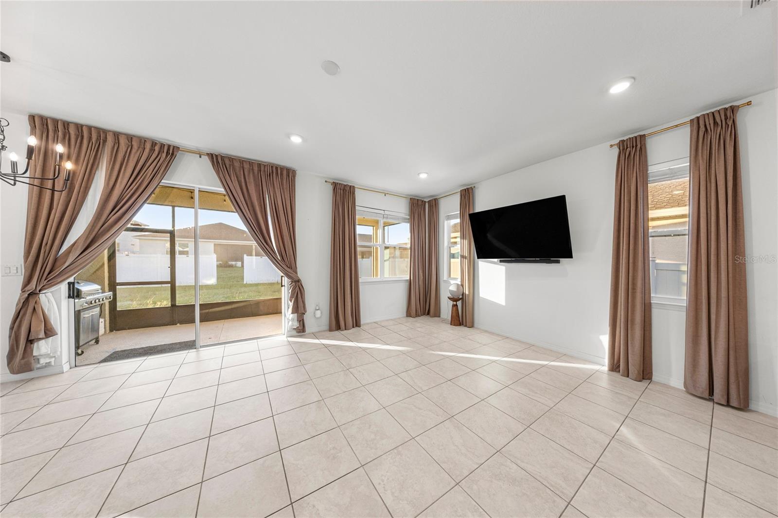 Image 12 of 27 For 7664 63rd Lane Road