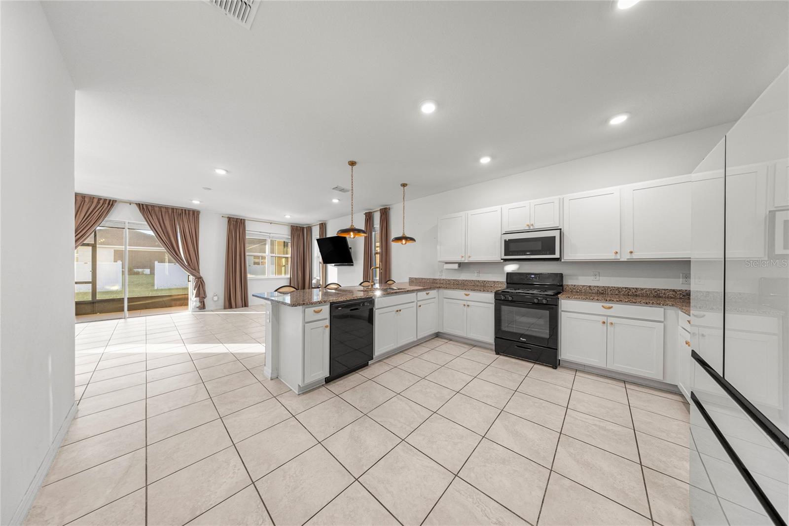 Image 7 of 27 For 7664 63rd Lane Road