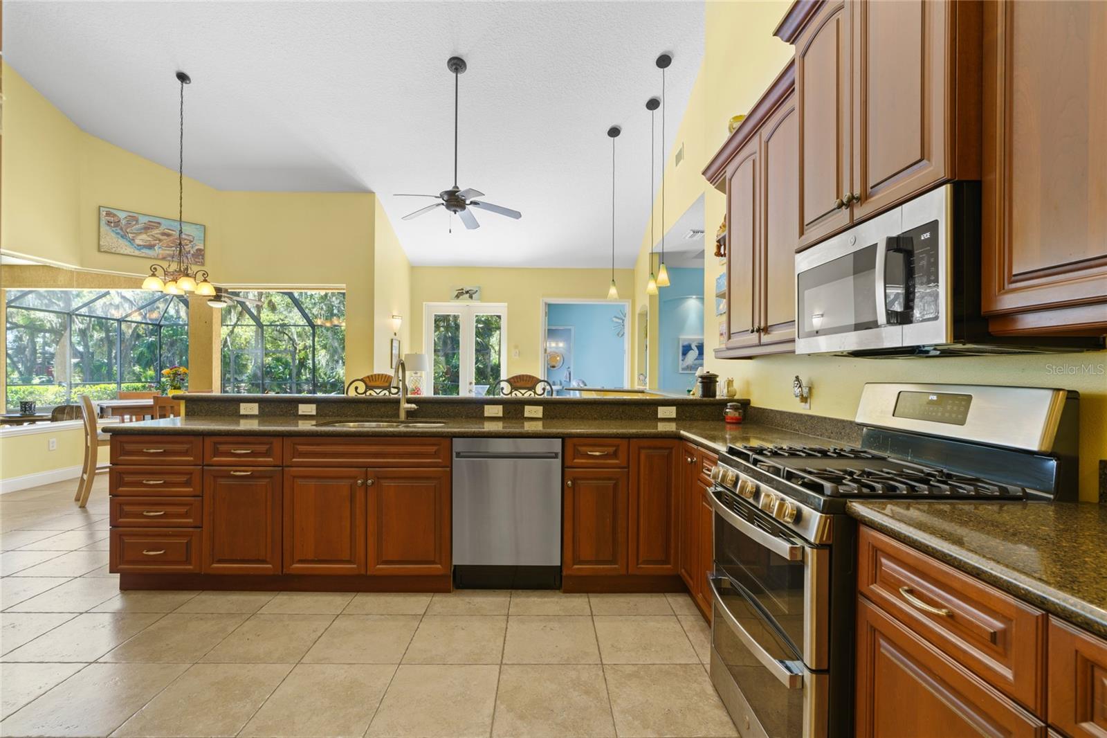 Image 10 of 40 For 2305 Hontoon Road