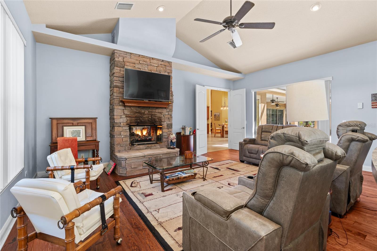 Image 17 of 40 For 2305 Hontoon Road