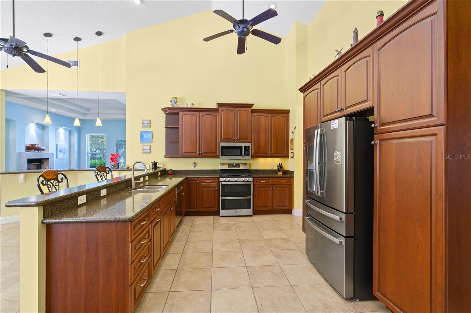 Image 9 of 40 For 2305 Hontoon Road