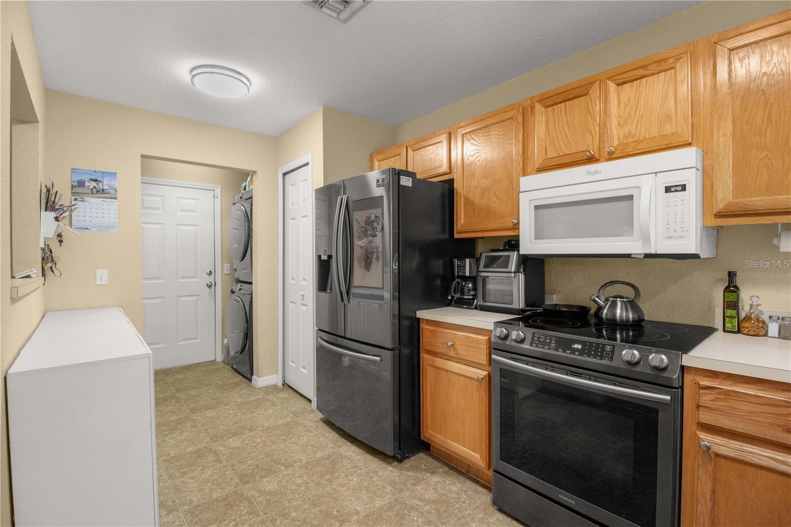 Image 12 of 31 For 2442 18th Circle