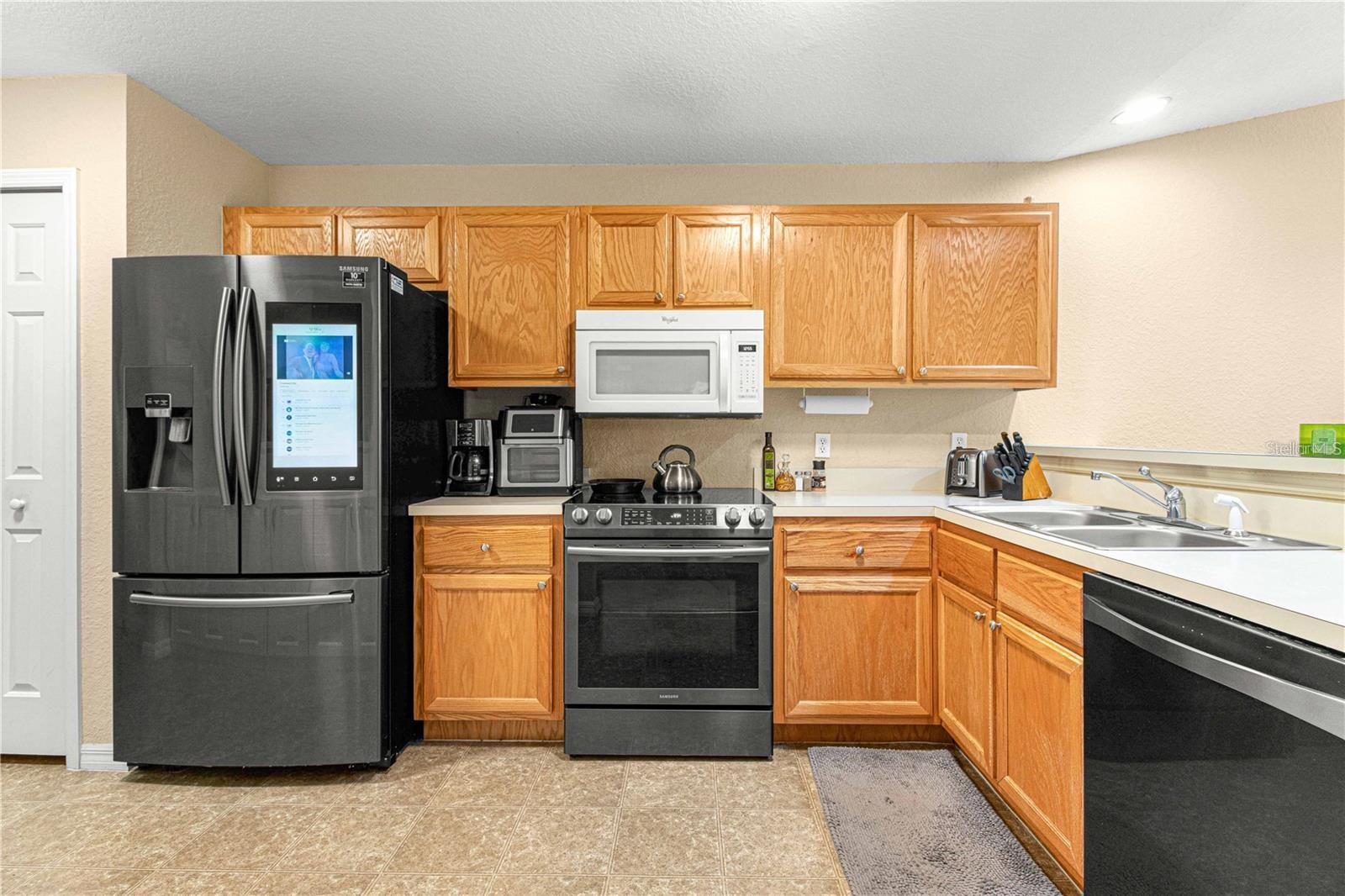 Image 13 of 31 For 2442 18th Circle