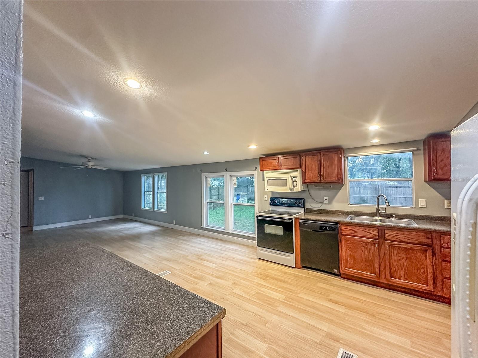 Image 10 of 42 For 8630 10th Terrace