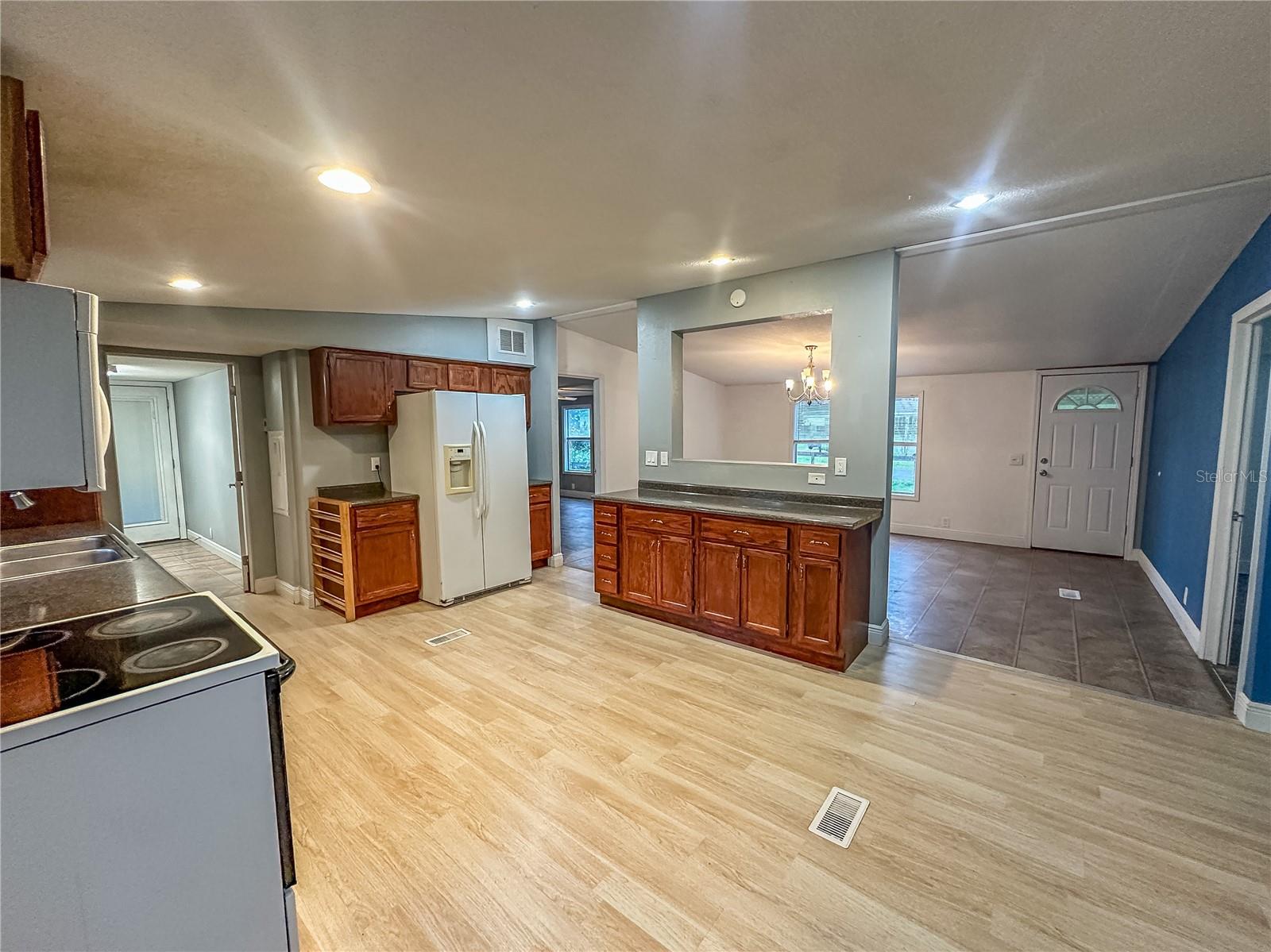 Image 11 of 42 For 8630 10th Terrace