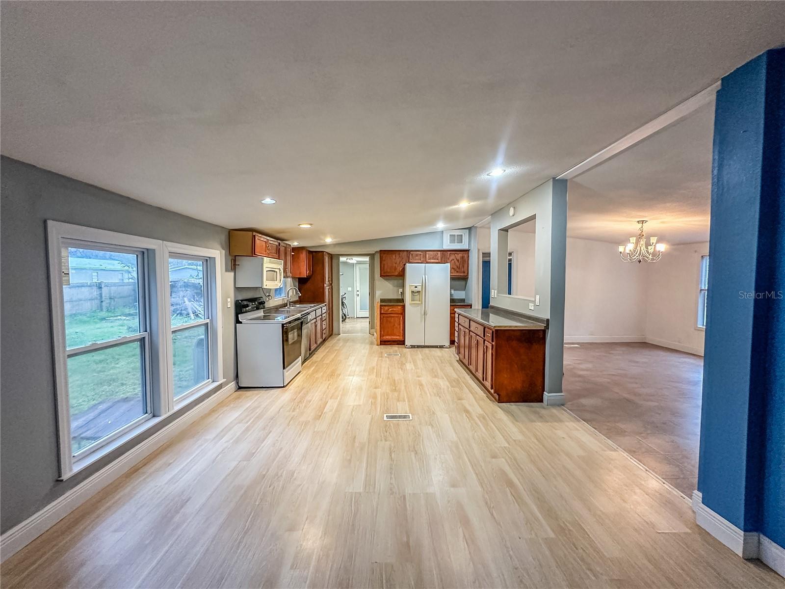 Image 15 of 42 For 8630 10th Terrace