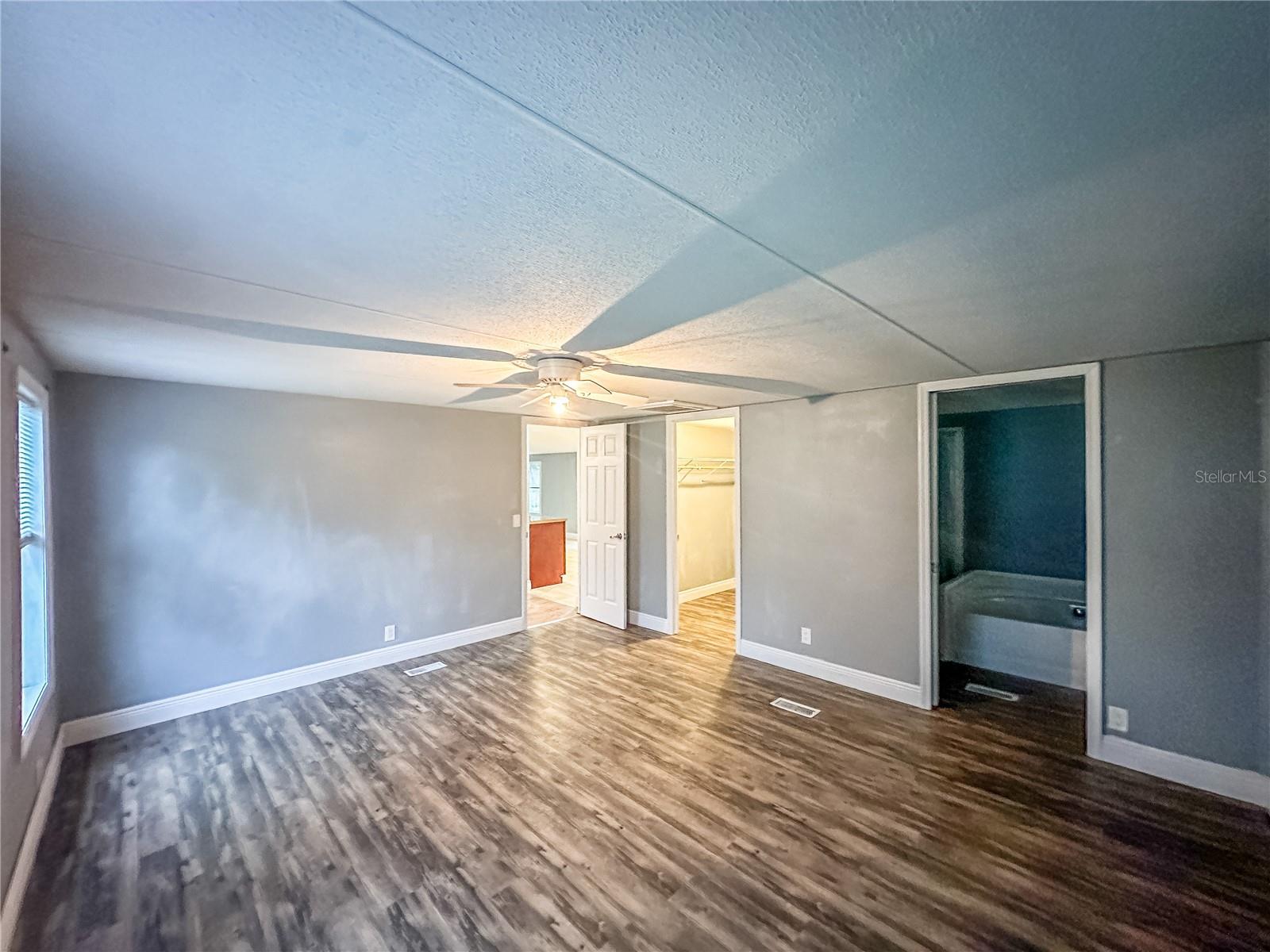 Image 22 of 42 For 8630 10th Terrace