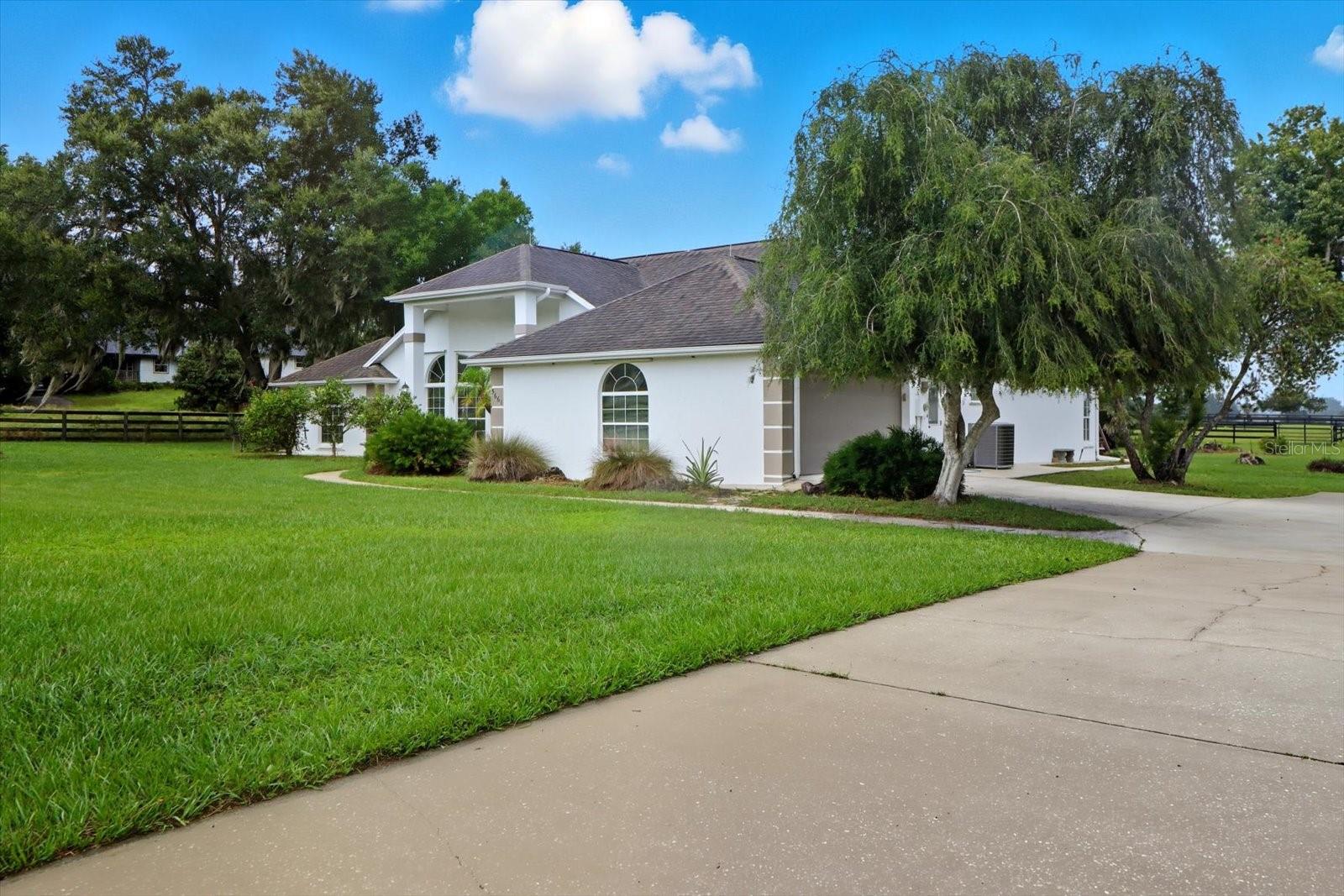 Image 2 of 28 For 5661 96 Lane