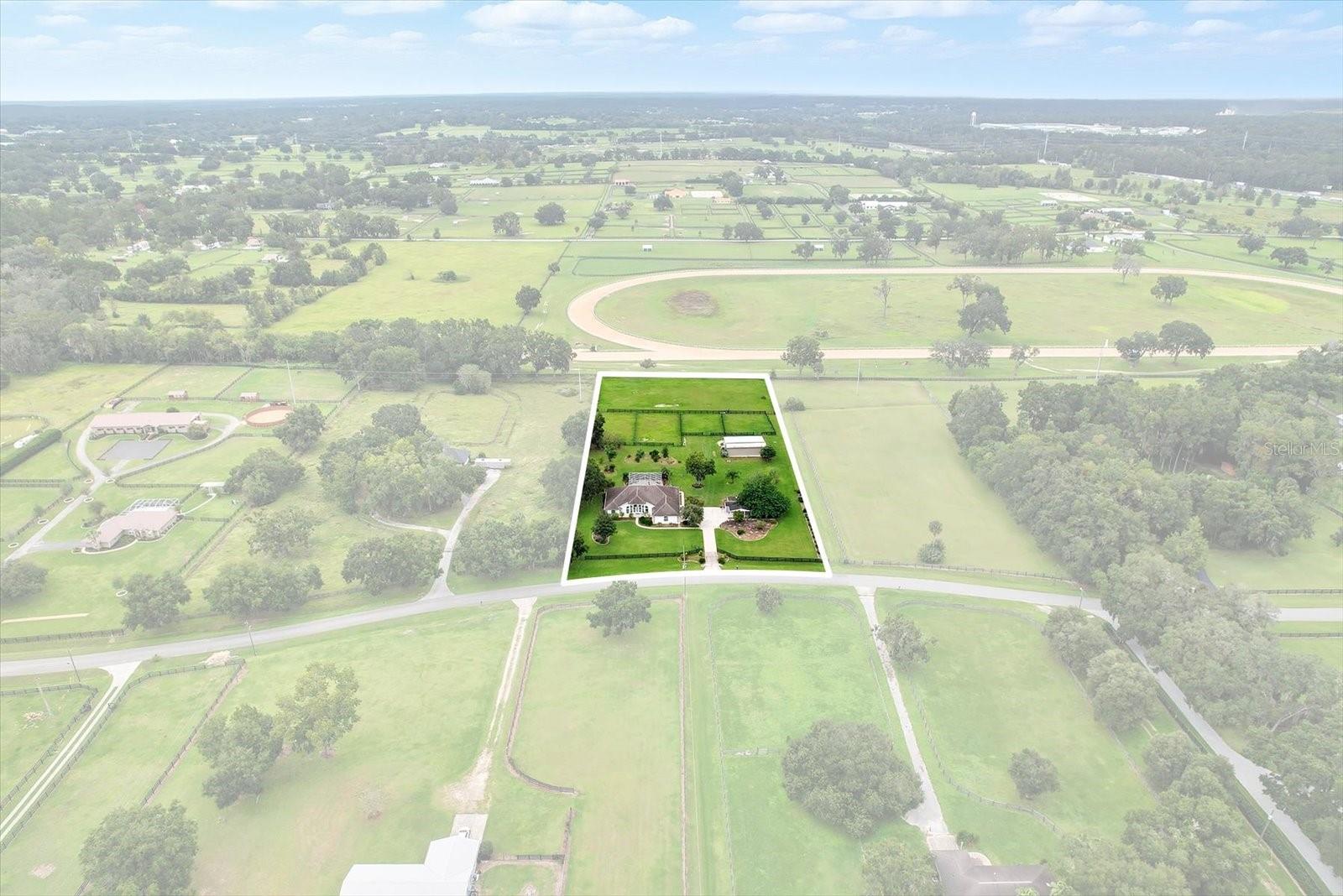 Image 3 of 28 For 5661 96 Lane