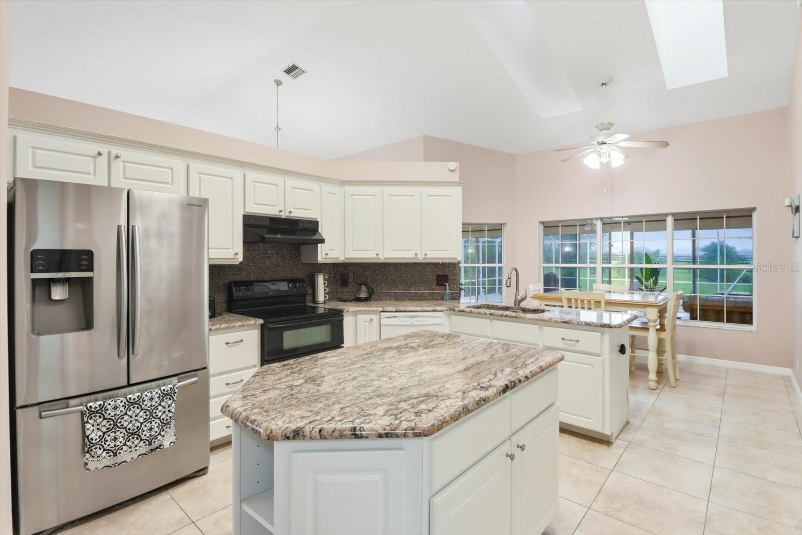 Image 8 of 28 For 5661 96 Lane