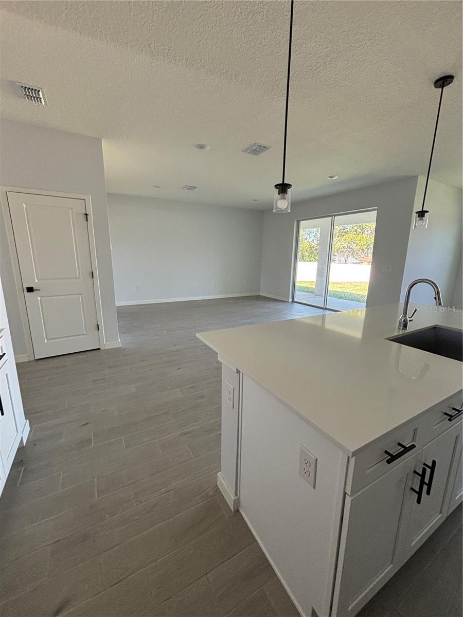 Image 6 of 21 For 5709 116th Place