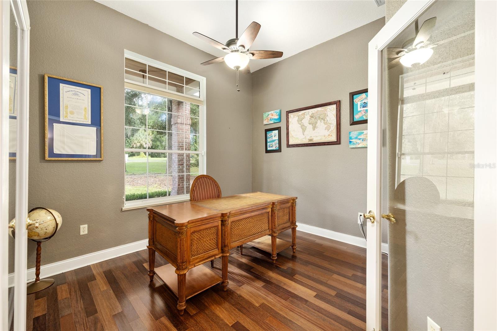 Image 10 of 63 For 829 36th Lane