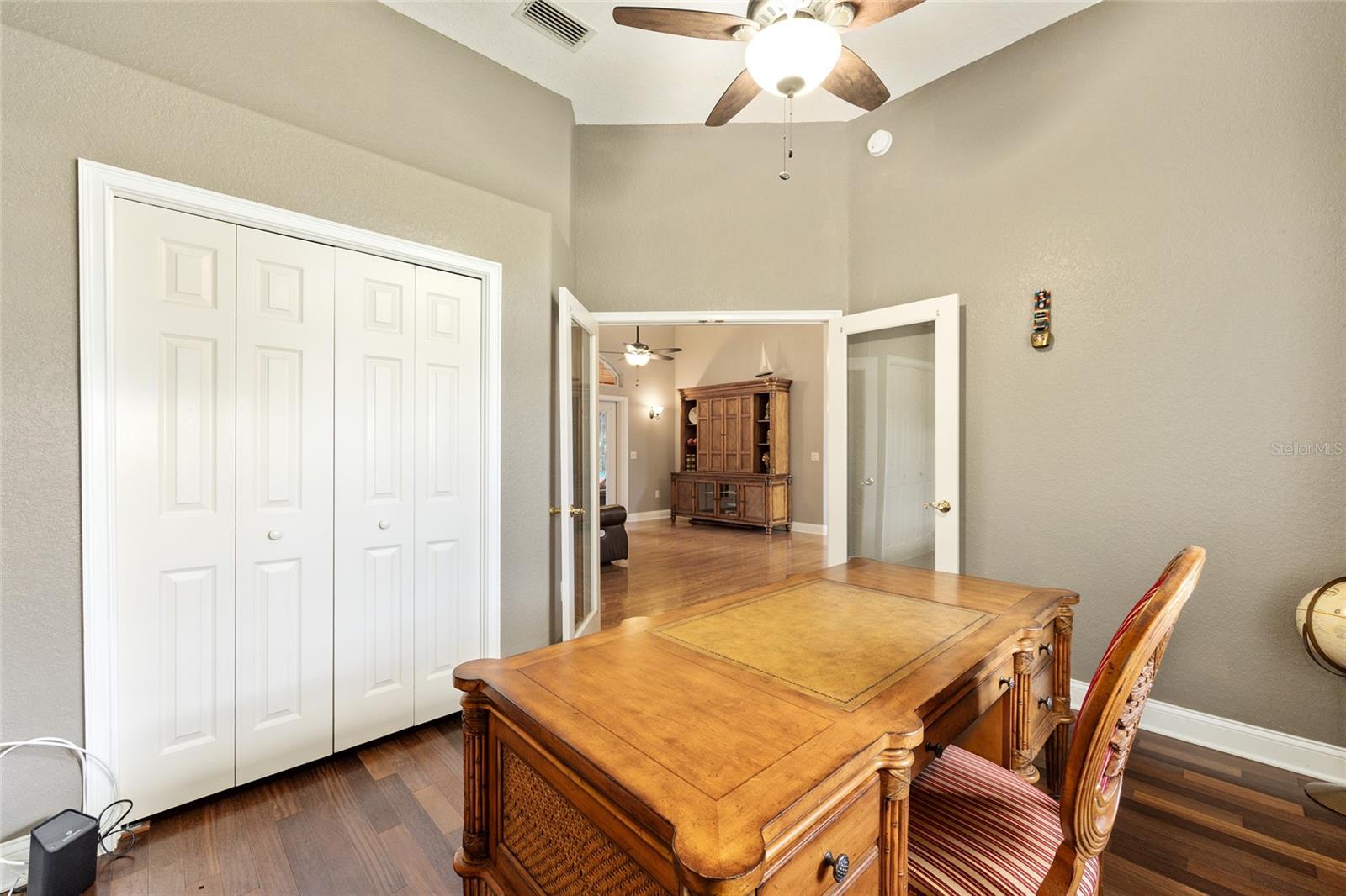 Image 11 of 63 For 829 36th Lane