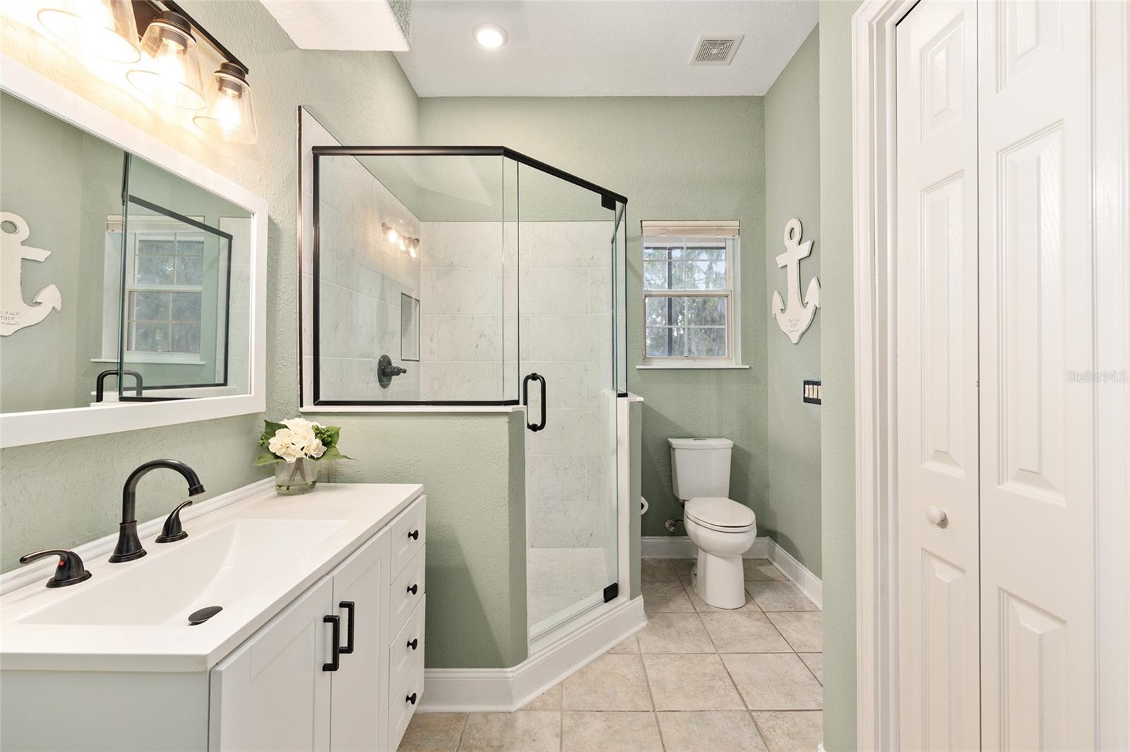 Image 13 of 63 For 829 36th Lane