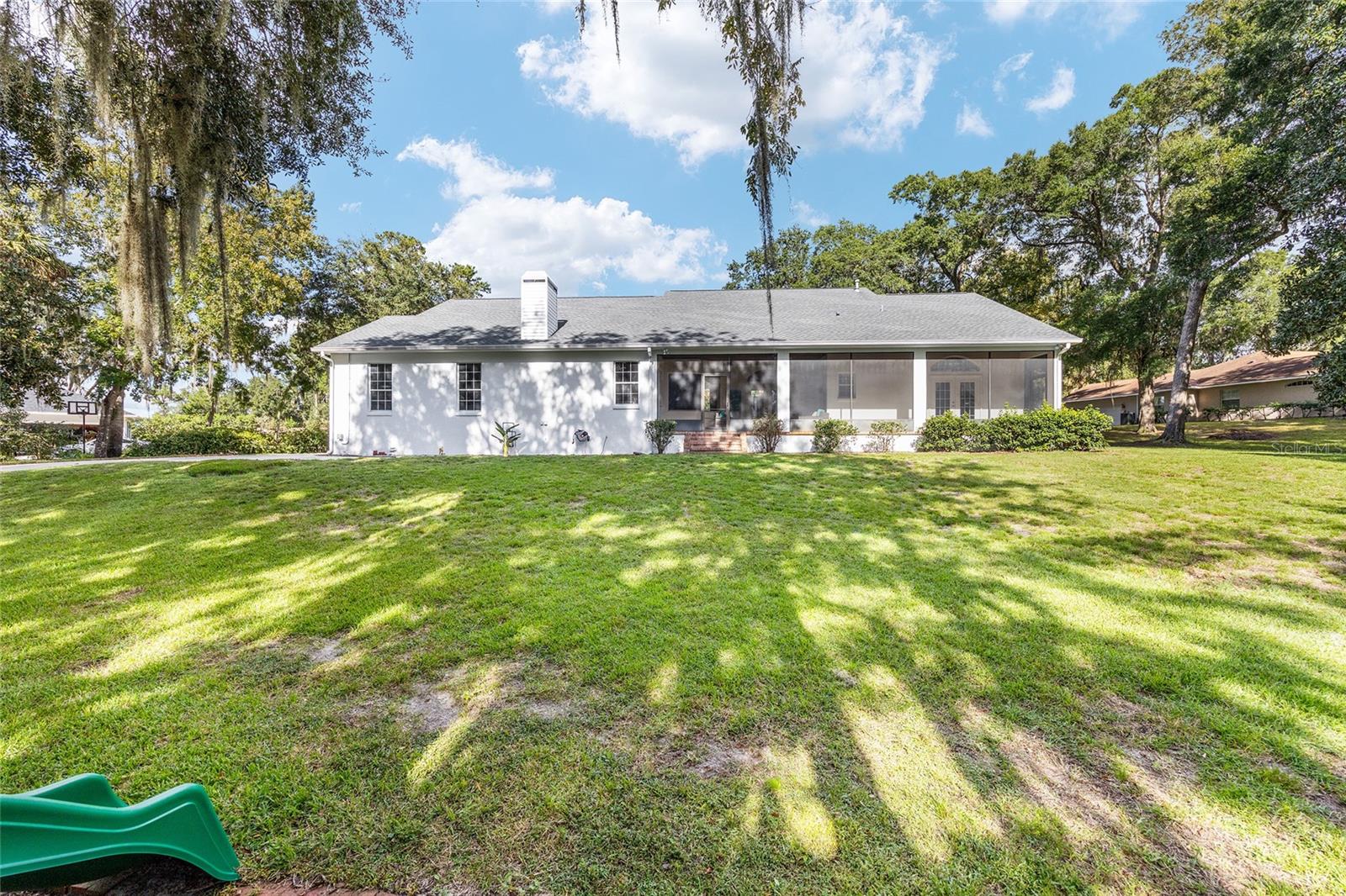 Image 38 of 63 For 829 36th Lane