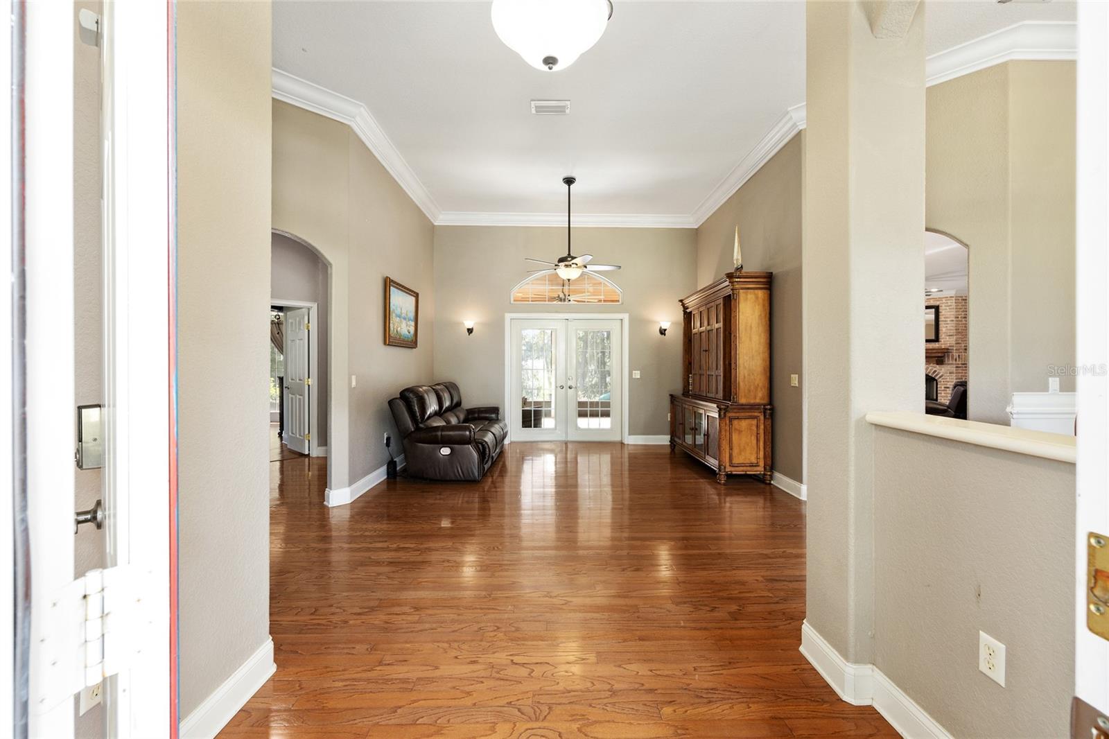Image 5 of 63 For 829 36th Lane