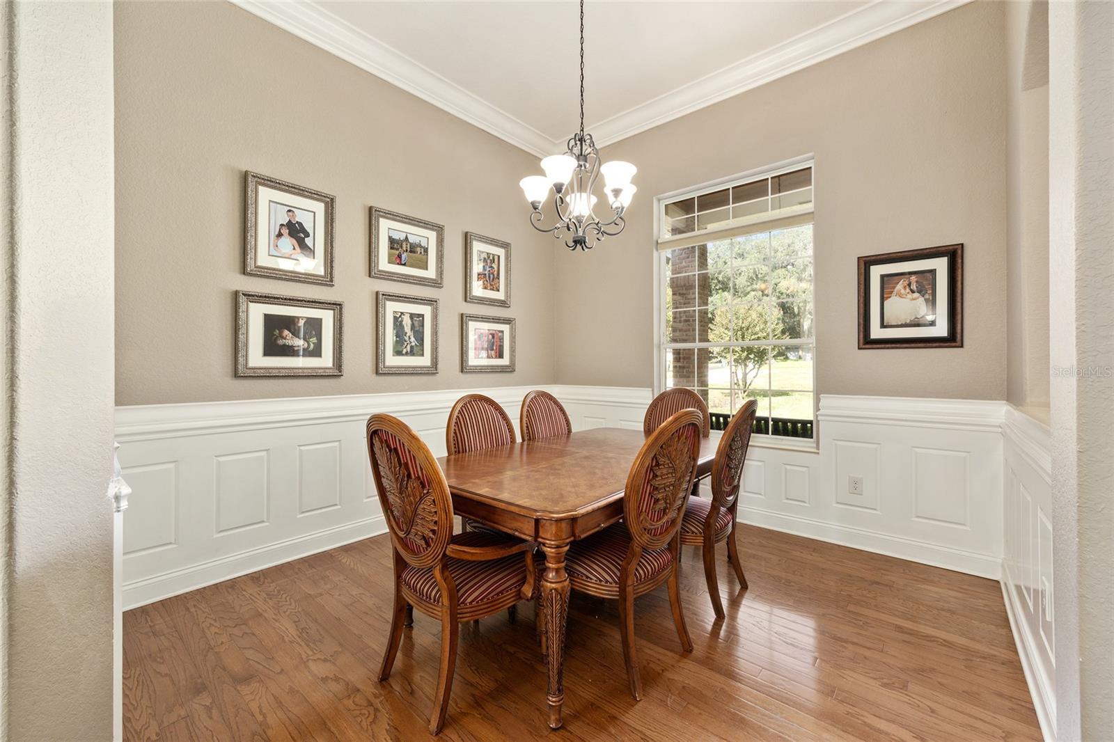 Image 9 of 63 For 829 36th Lane