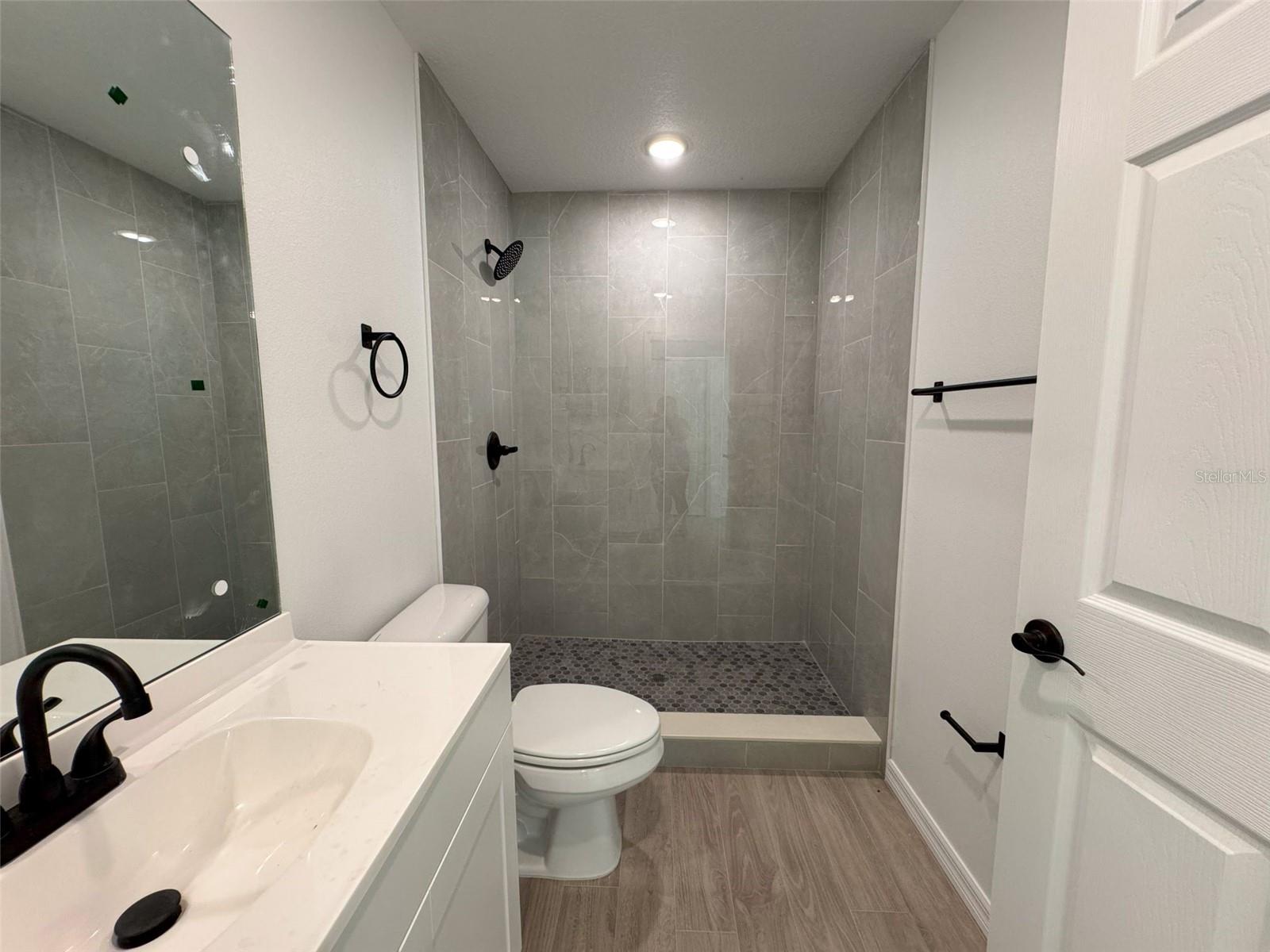 Image 10 of 26 For 8861 Albertson Court