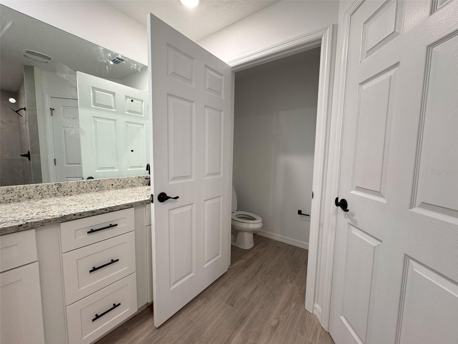 Image 19 of 26 For 8861 Albertson Court