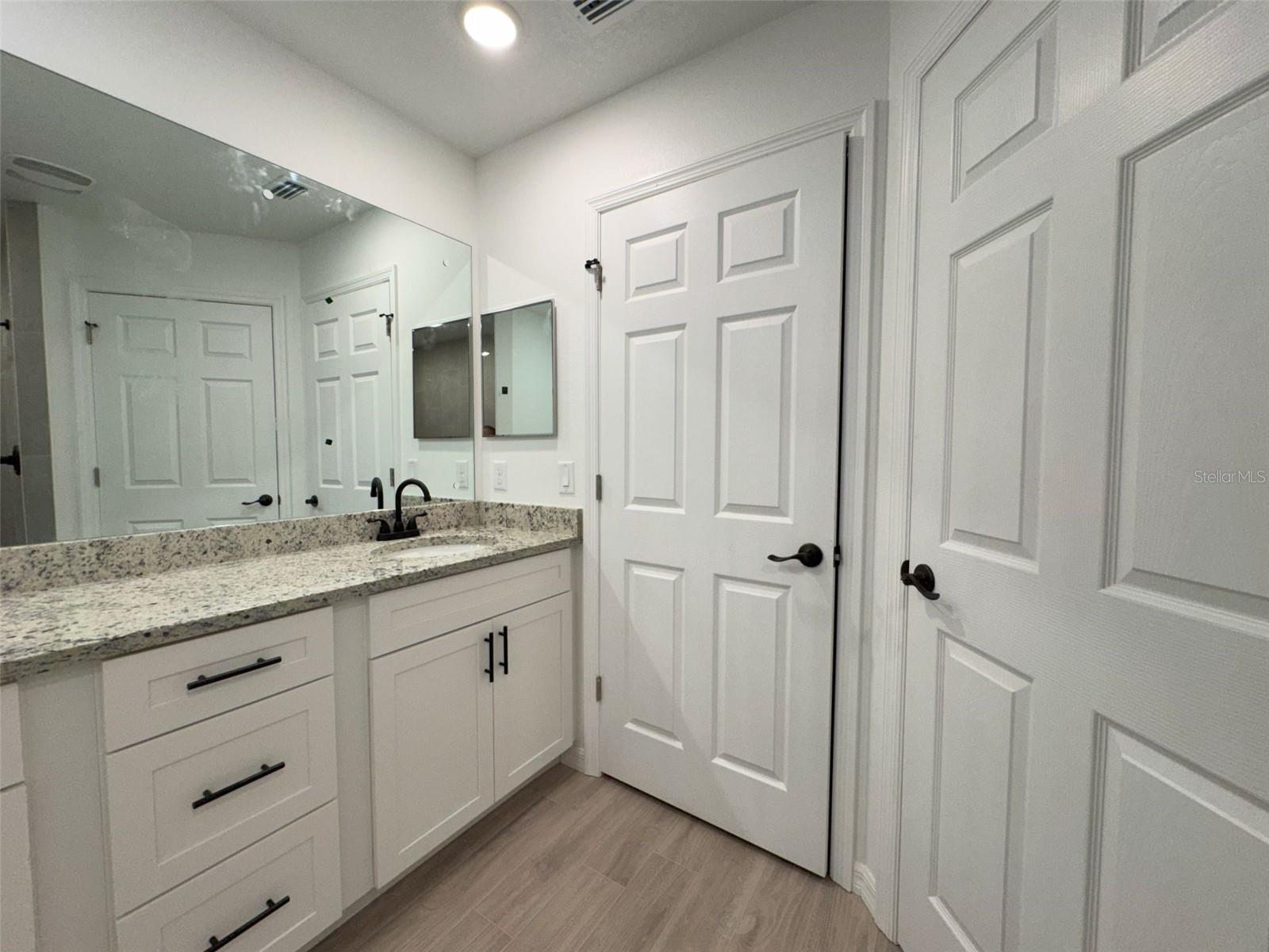 Image 20 of 26 For 8861 Albertson Court