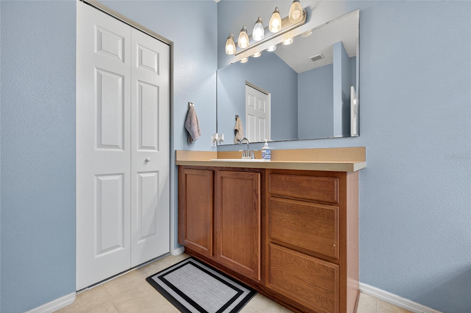 Image 20 of 26 For 41 Pergola Place