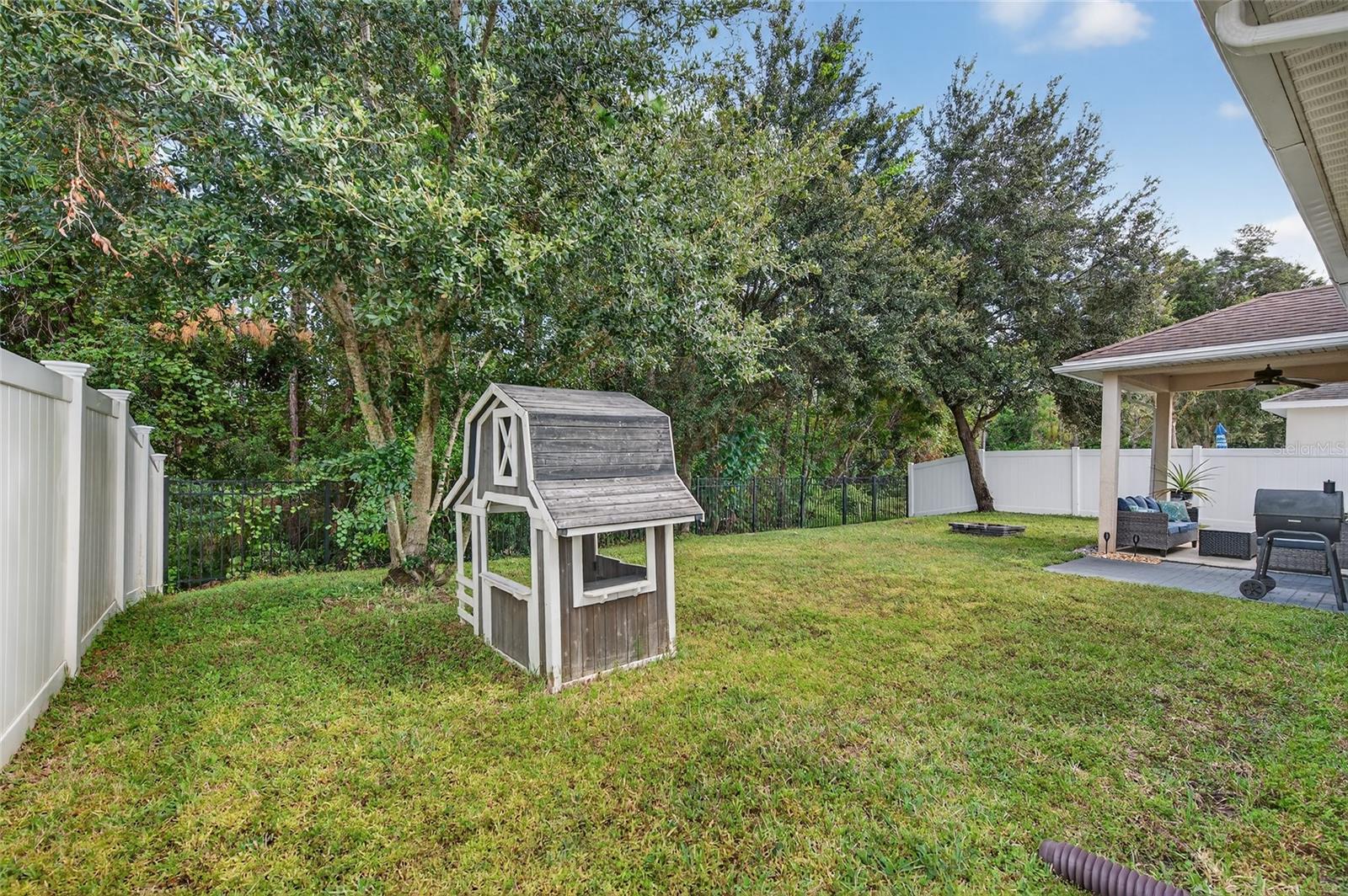 Image 24 of 26 For 41 Pergola Place